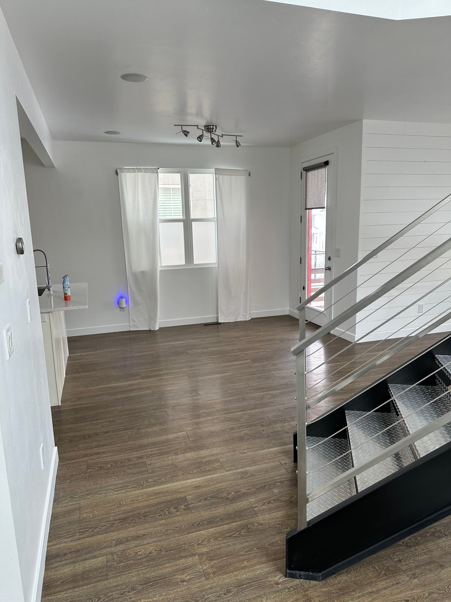 South Jordan Townhome: 10343 S Oquirrh Lake Rd