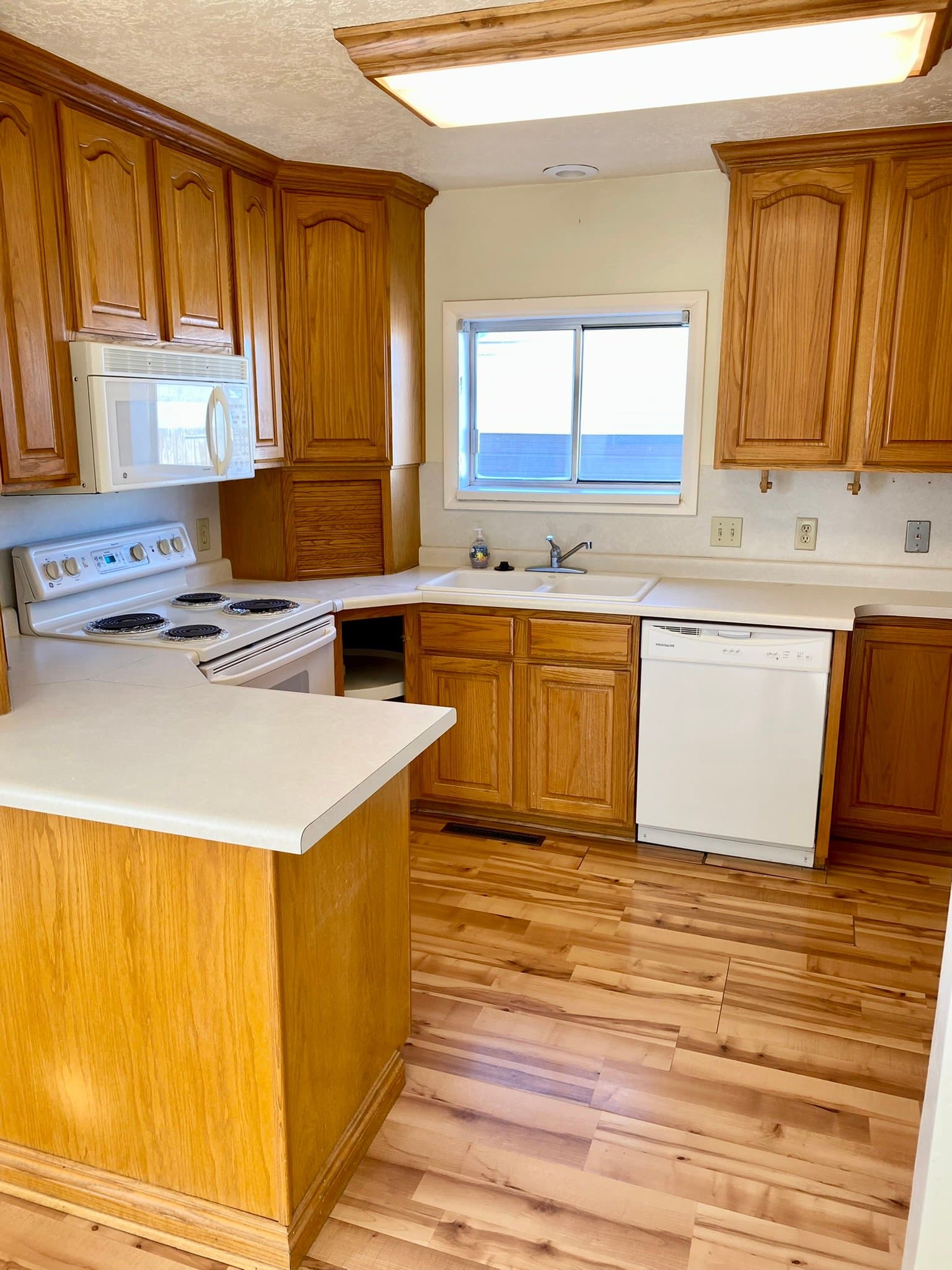 Delta House: 244 South 100 West