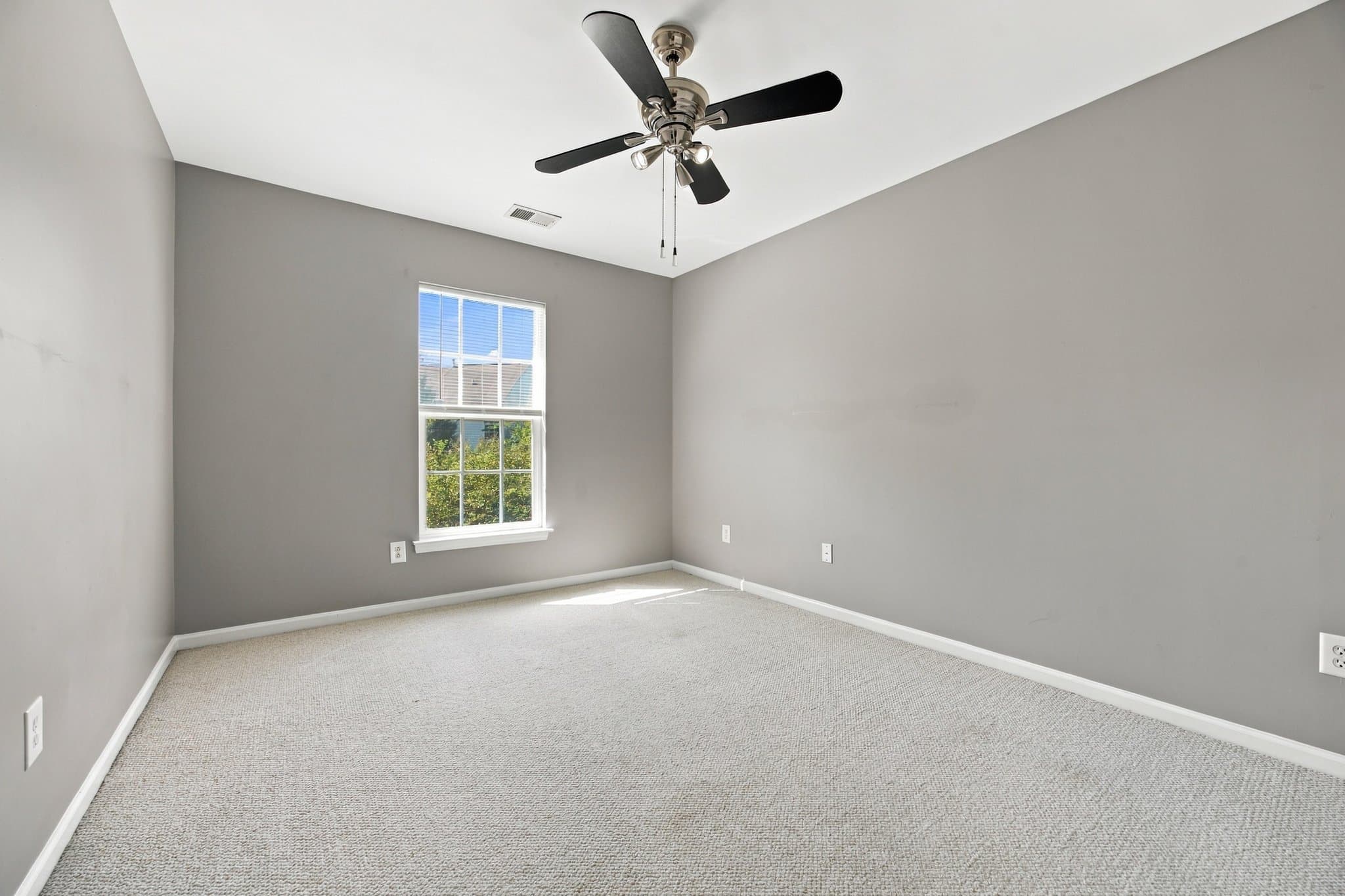 Concord House: 1017 Meadowbrook Ln SW