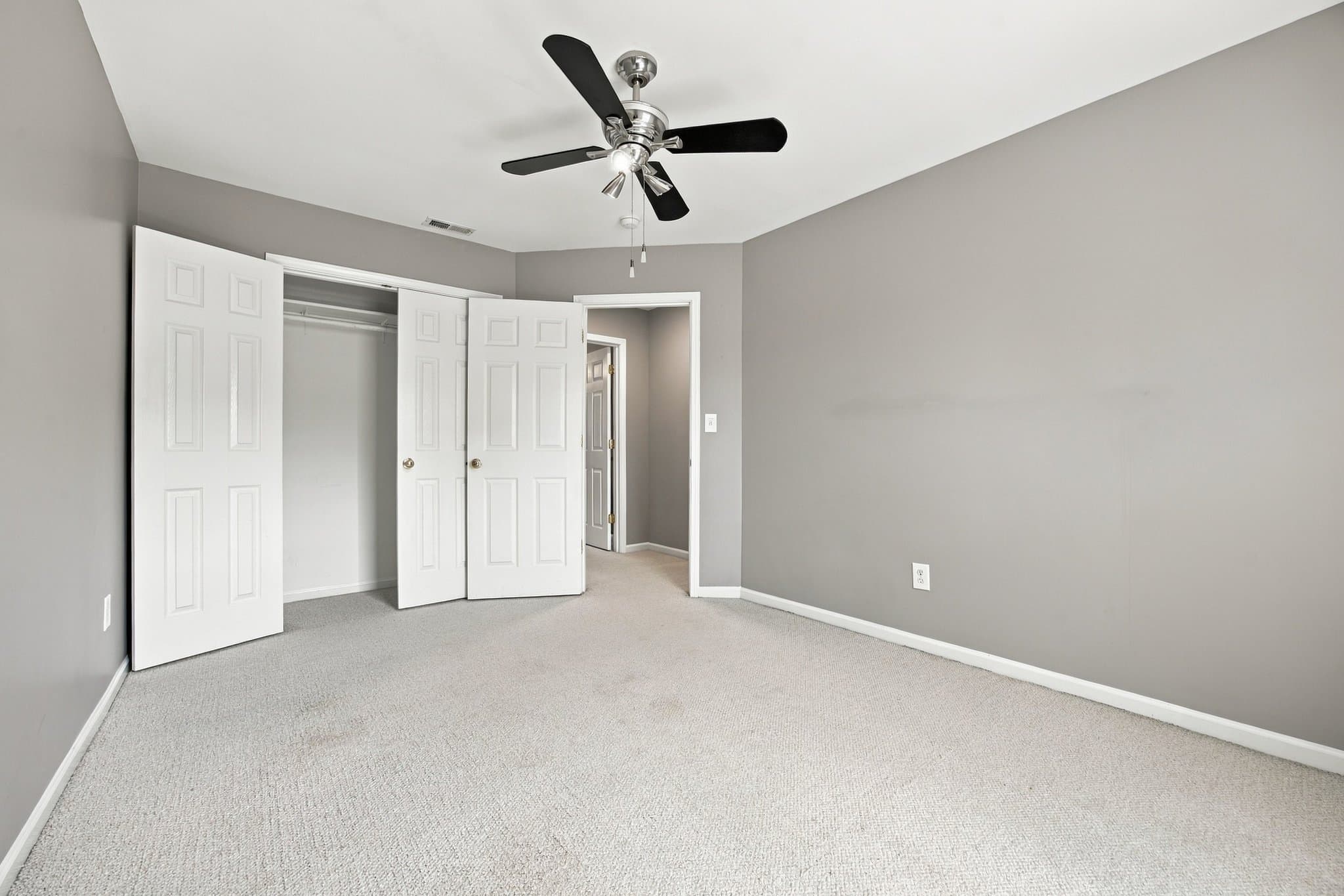 Concord House: 1017 Meadowbrook Ln SW