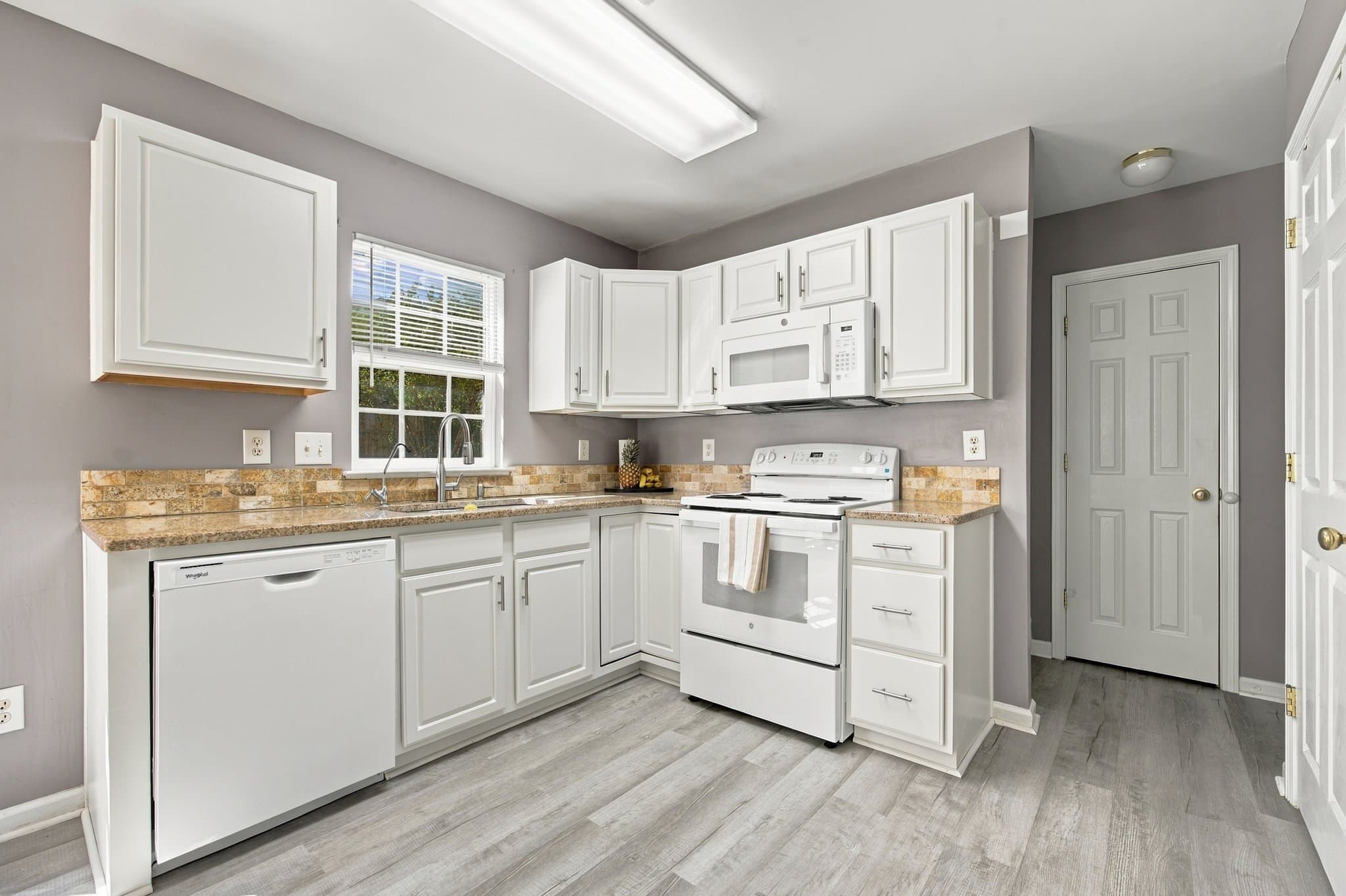 Concord House: 1017 Meadowbrook Ln SW