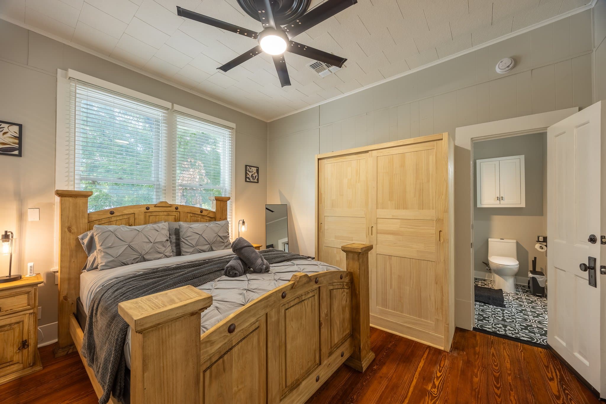San Antonio Condo: 500 Madison