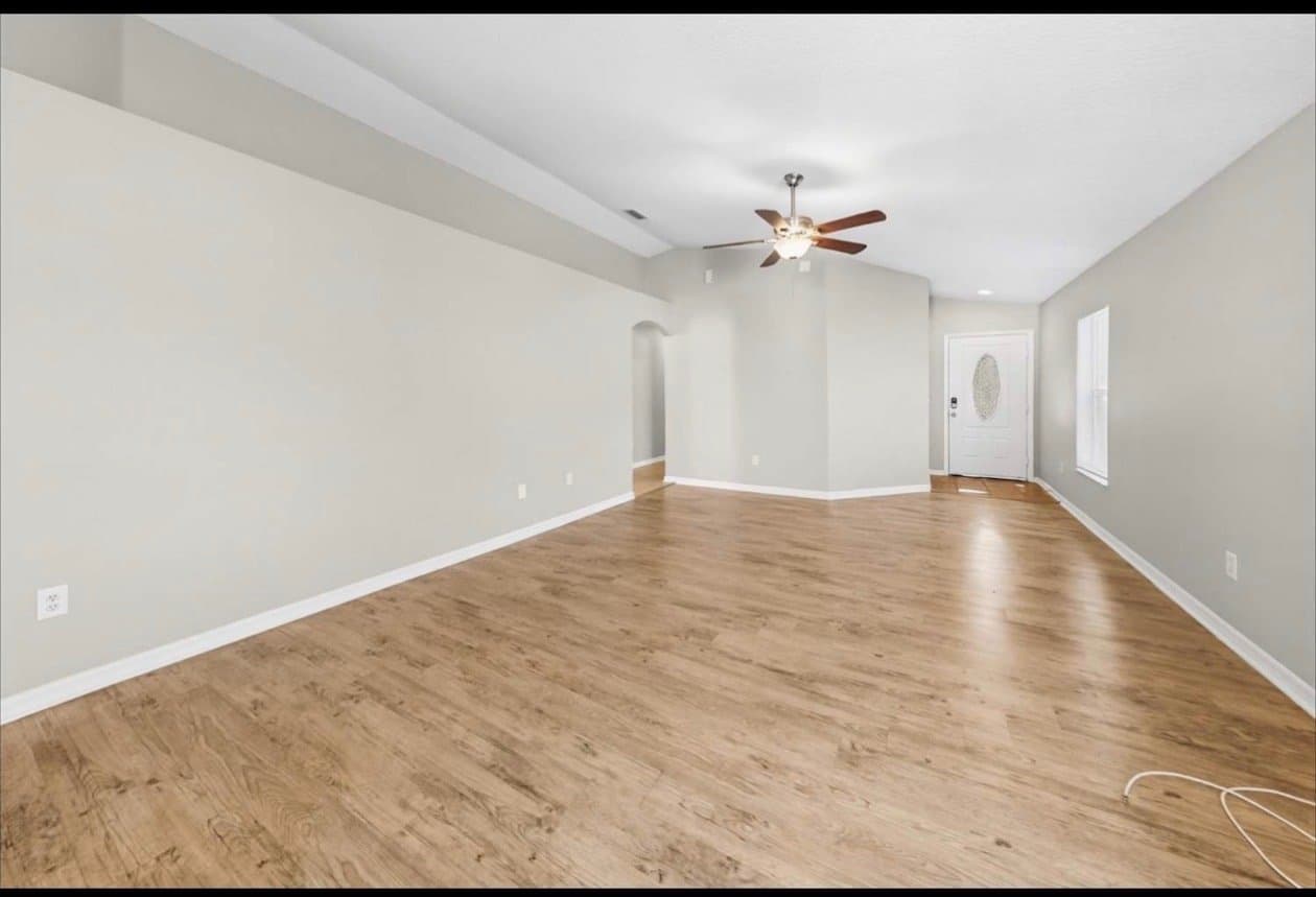 Tampa House: 8111 Canterbury Lake Blvd,
