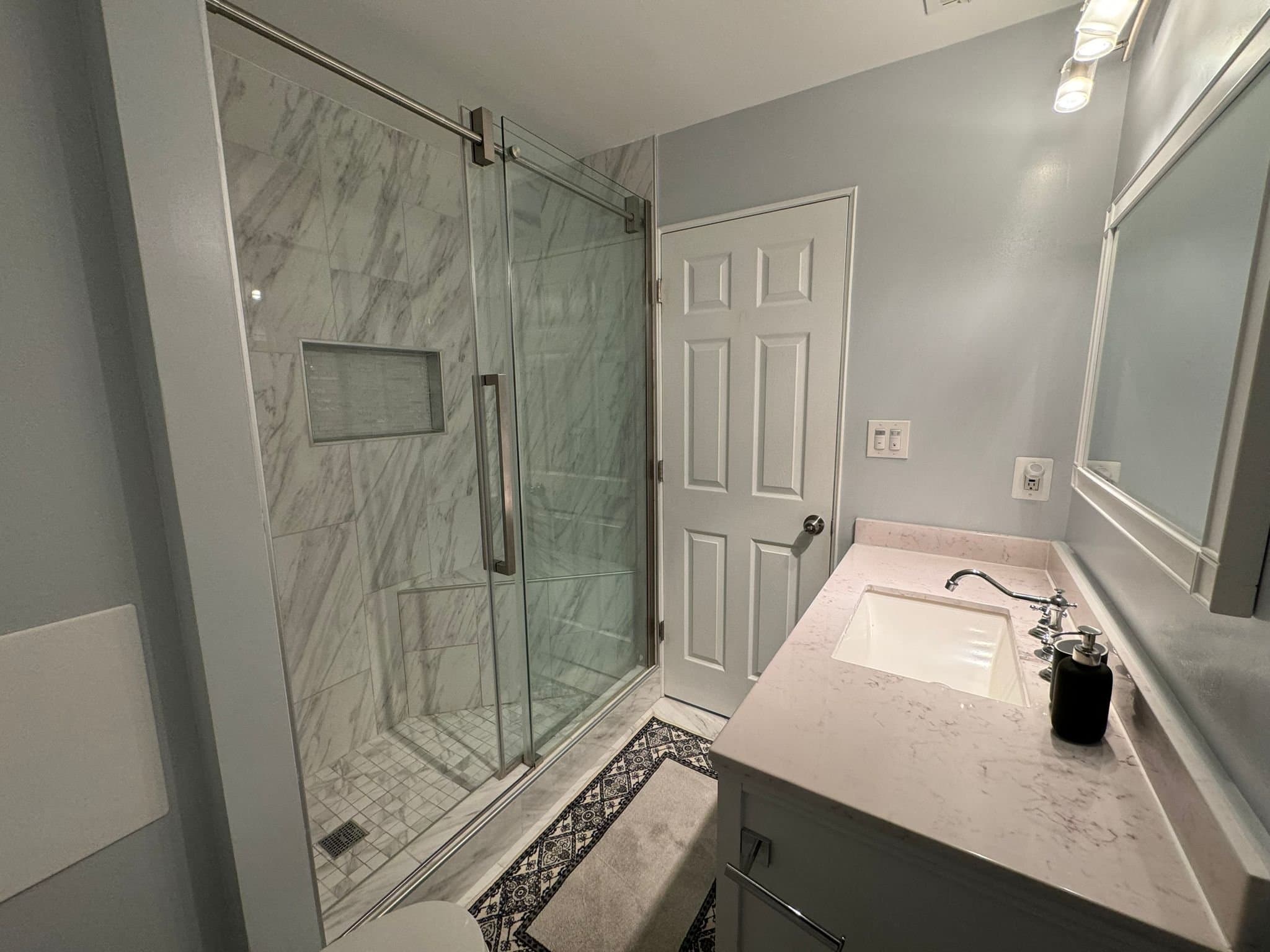 Springfield Apartment: 6164 Deer Ridge Trl
