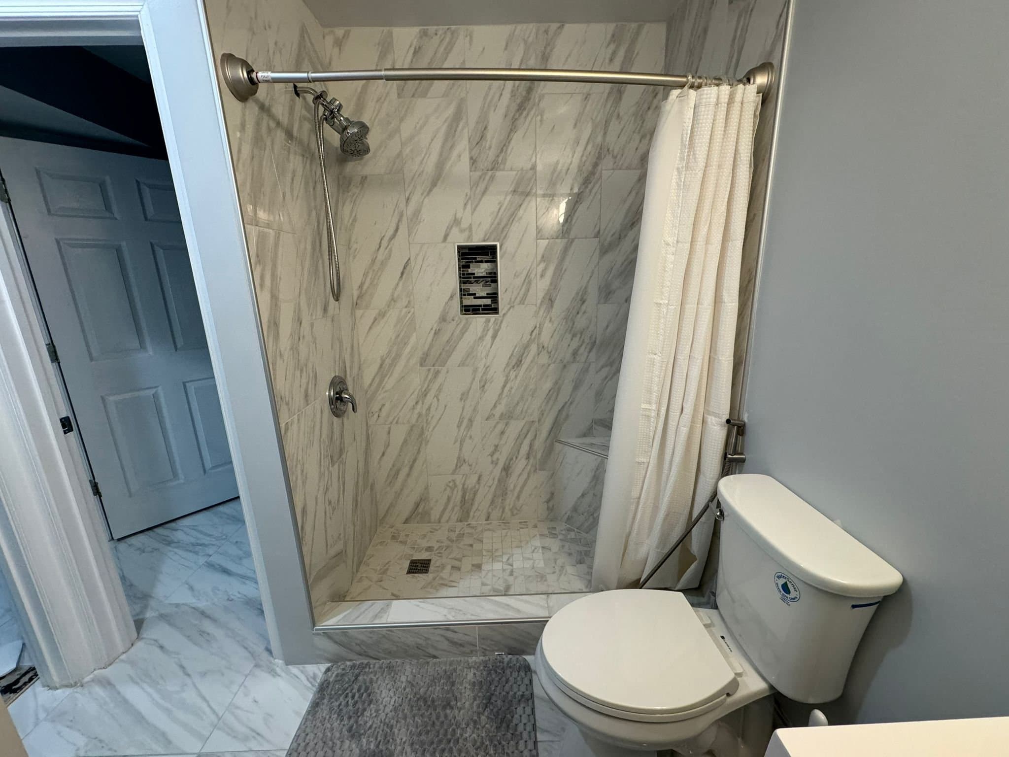 Springfield Apartment: 6164 Deer Ridge Trl