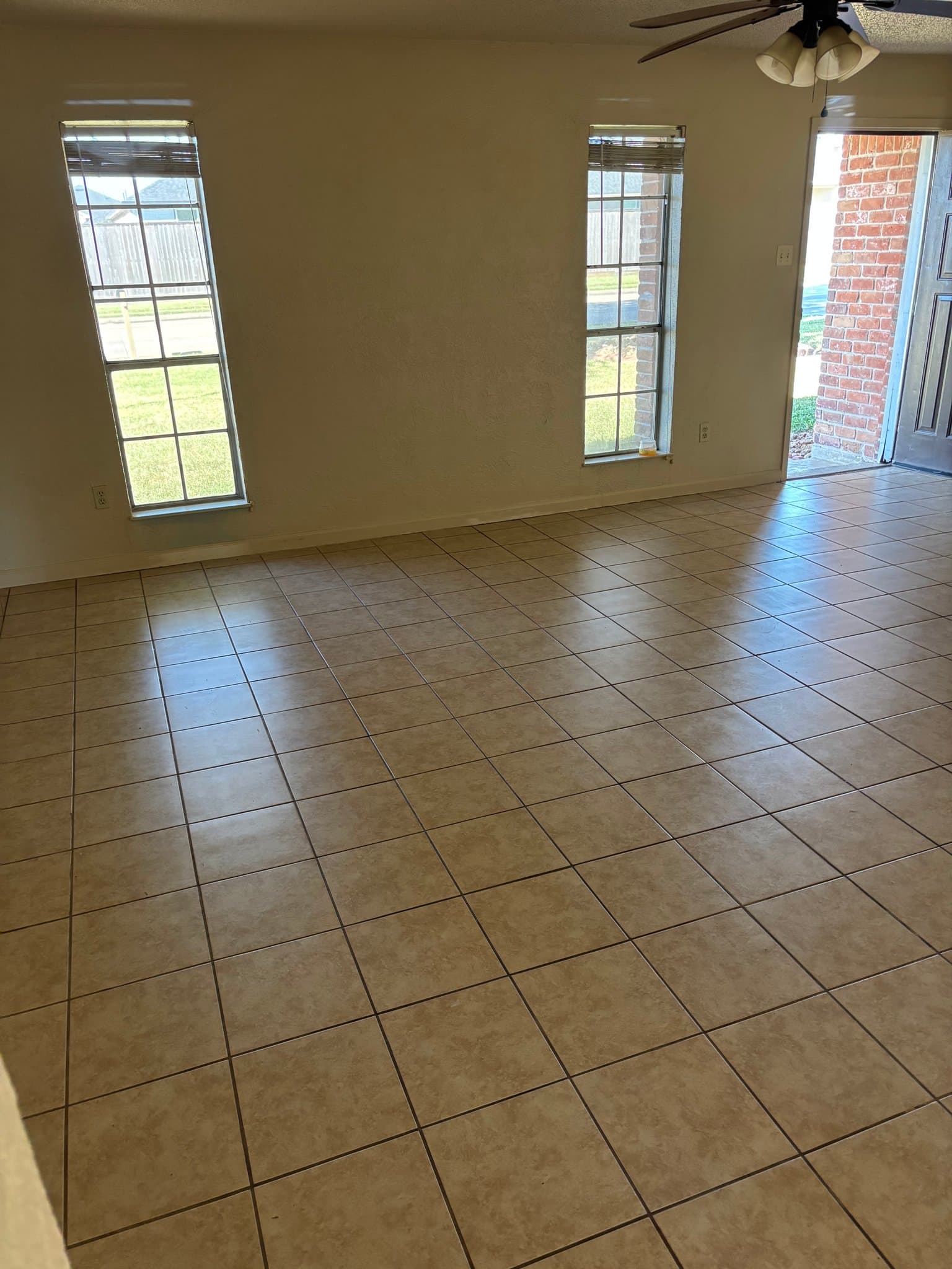 Angleton House: 1316 Hospital Dr