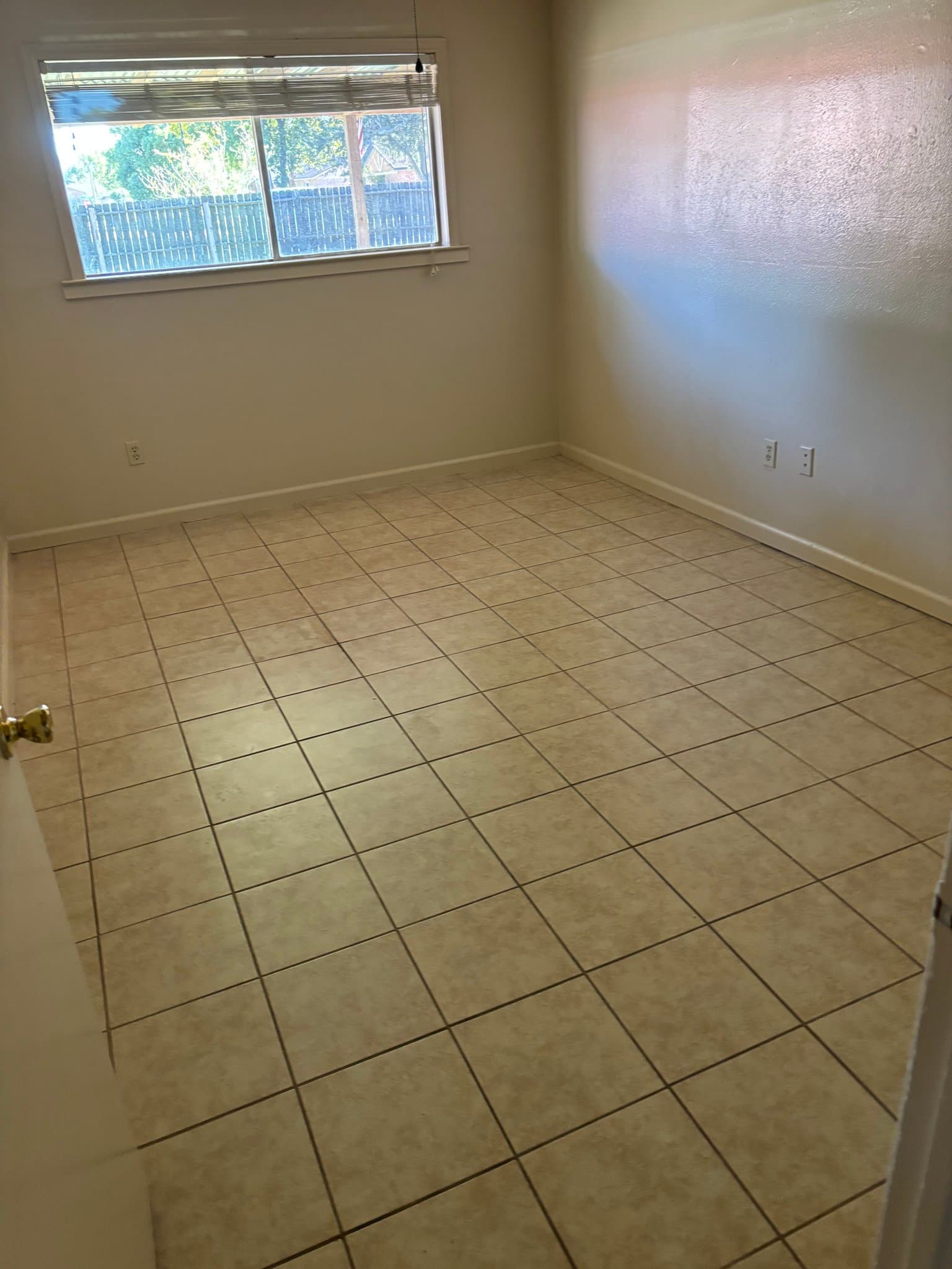 Angleton House: 1316 Hospital Dr