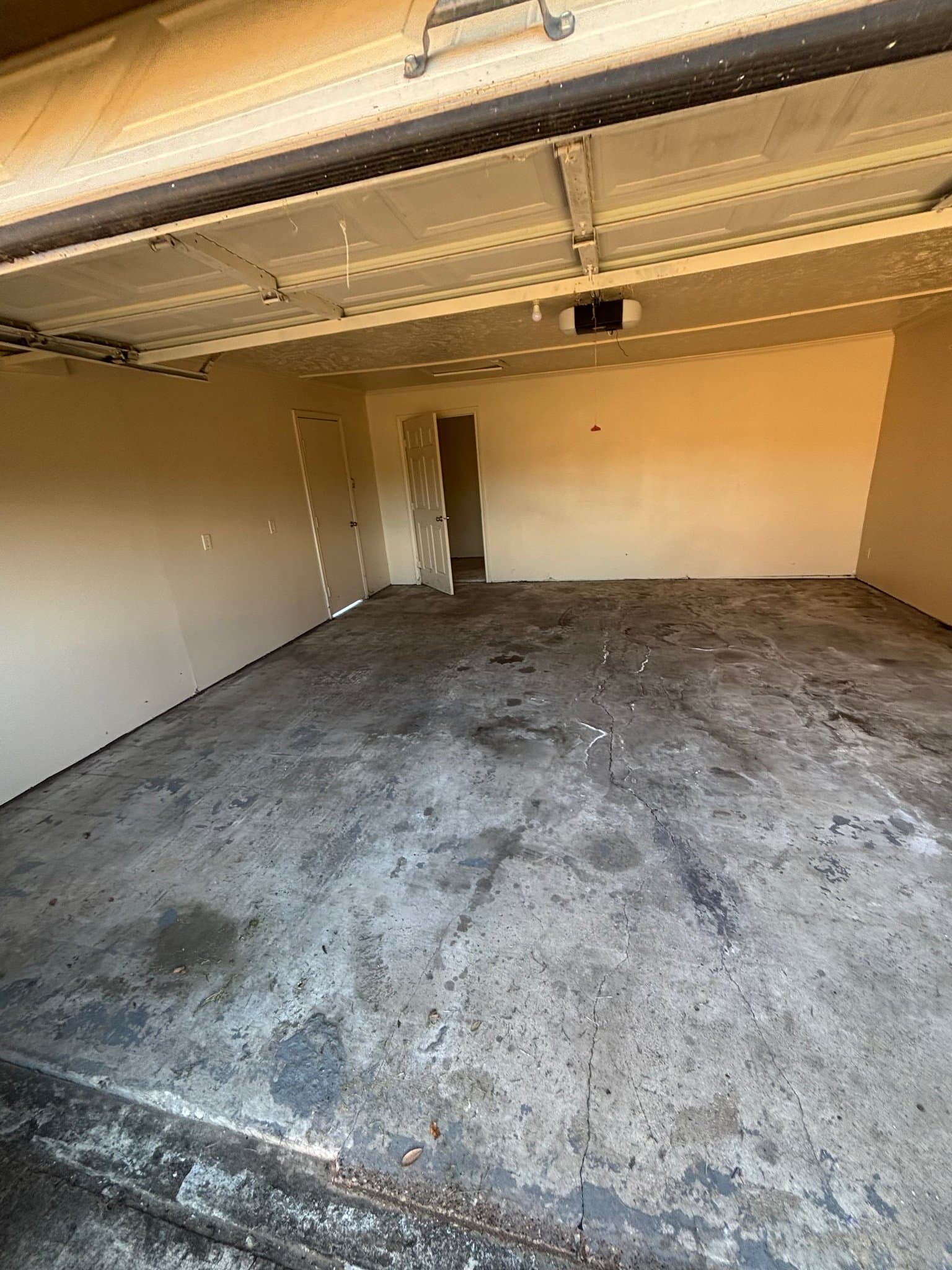 Angleton House: 1316 Hospital Dr