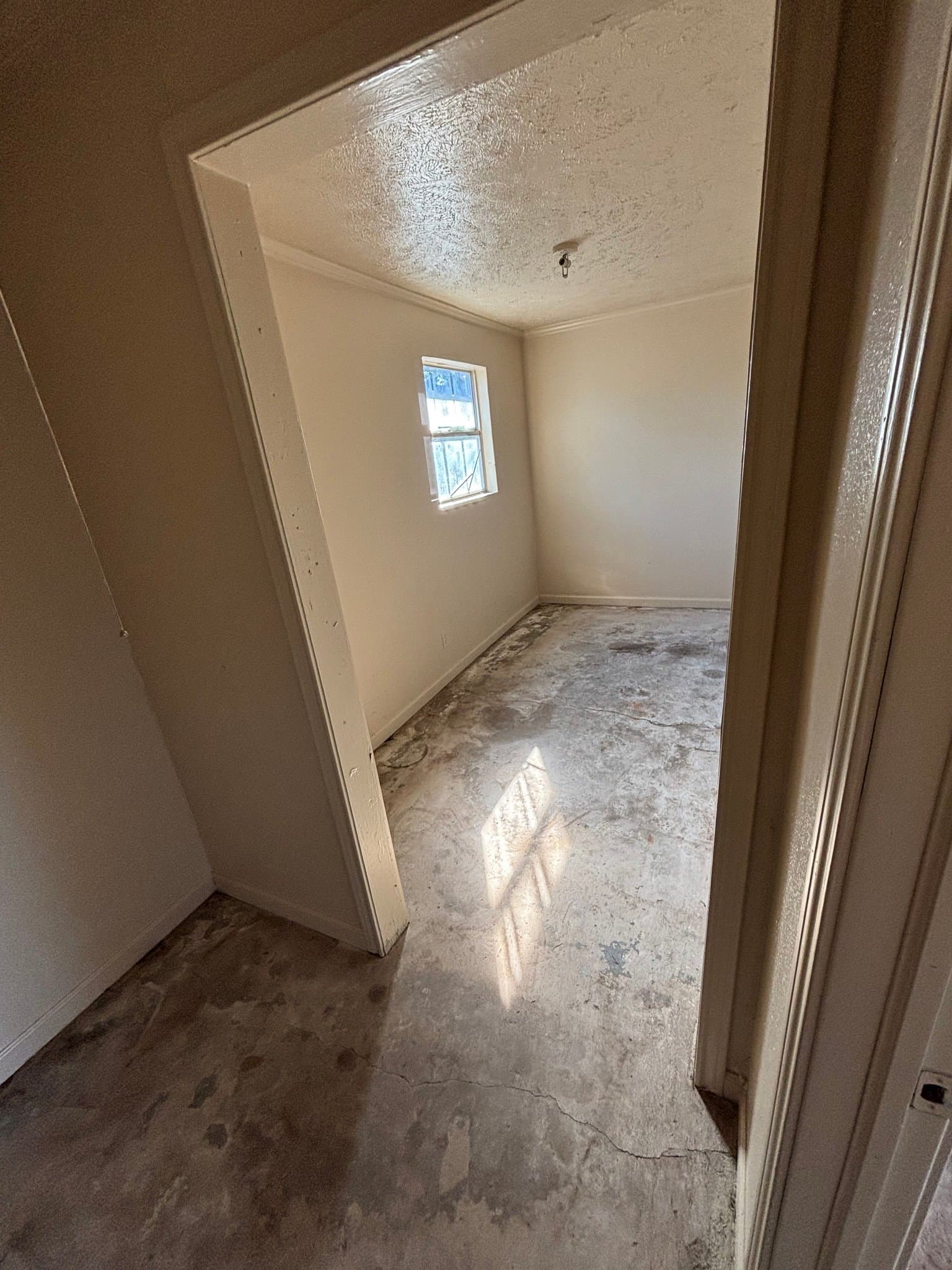 Angleton House: 1316 Hospital Dr