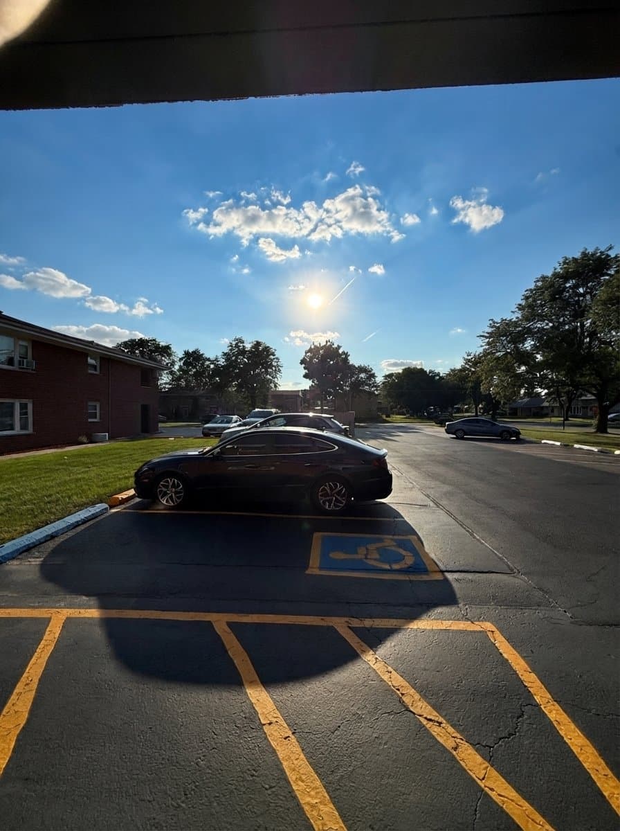 Des Plaines Apartment: 135 Dover Dr