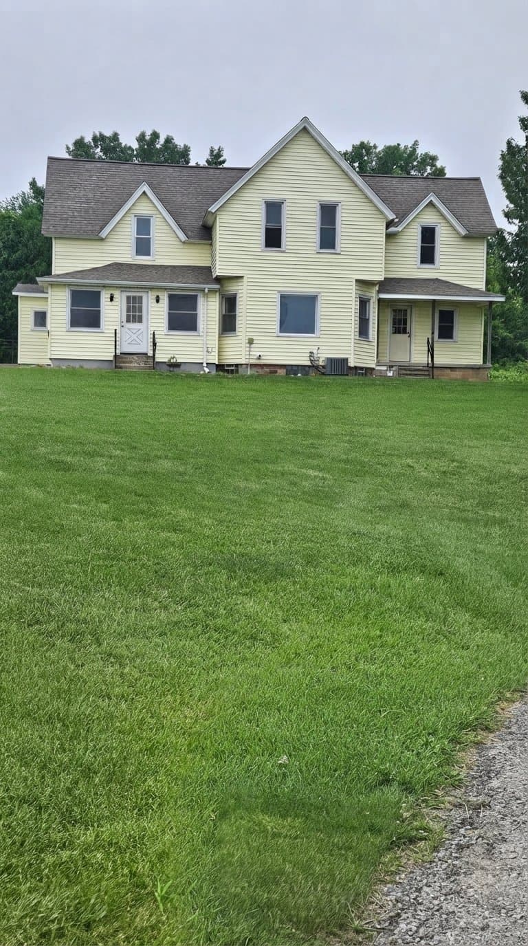 Portage House: W10378 Shanks Rd