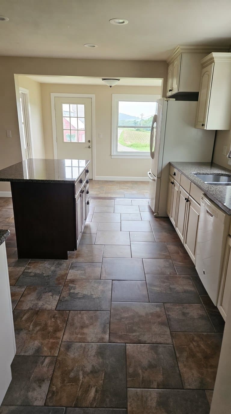 Portage House: W10378 Shanks Rd