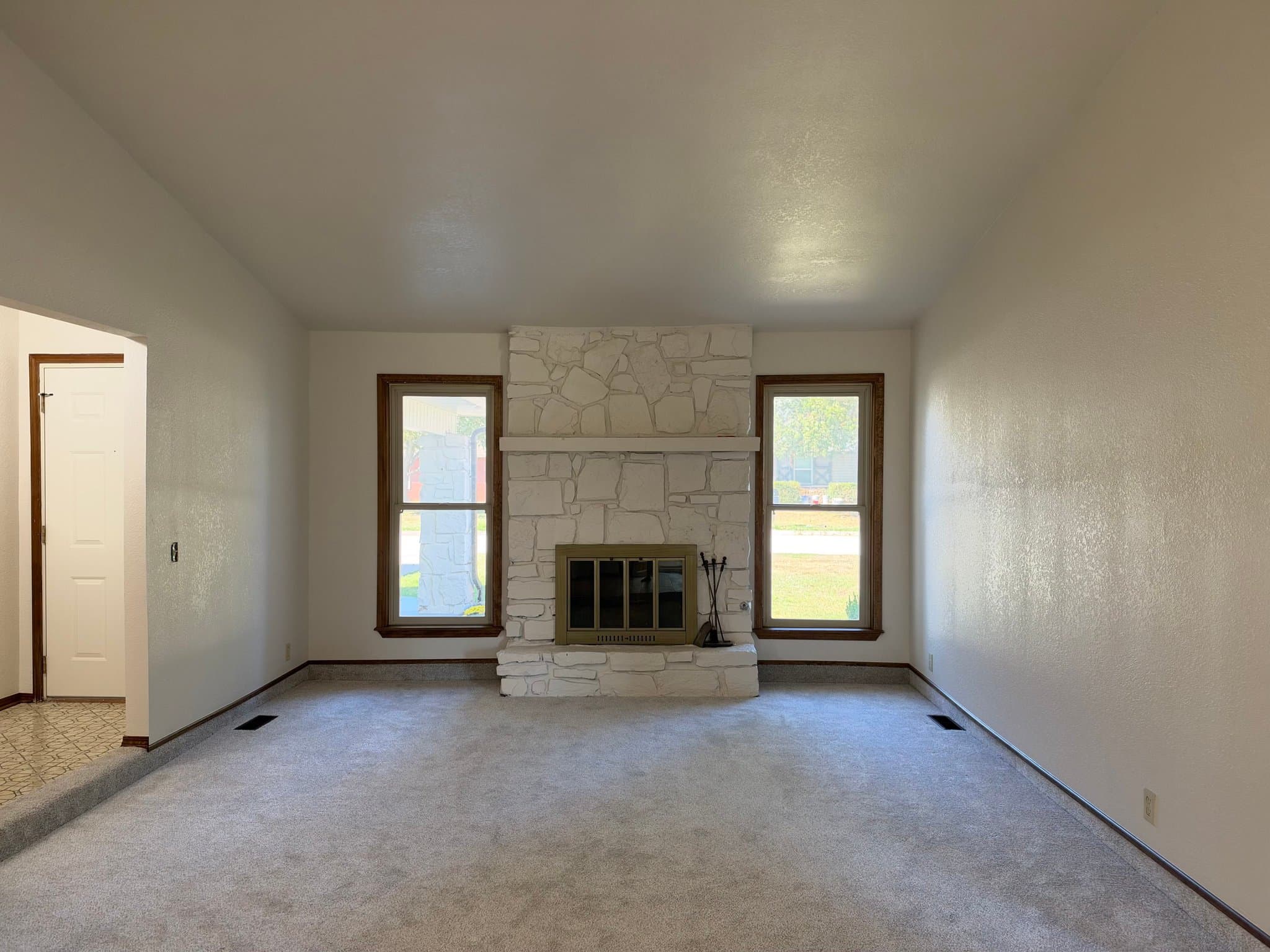 Tulsa House: 2950 W 66th St
