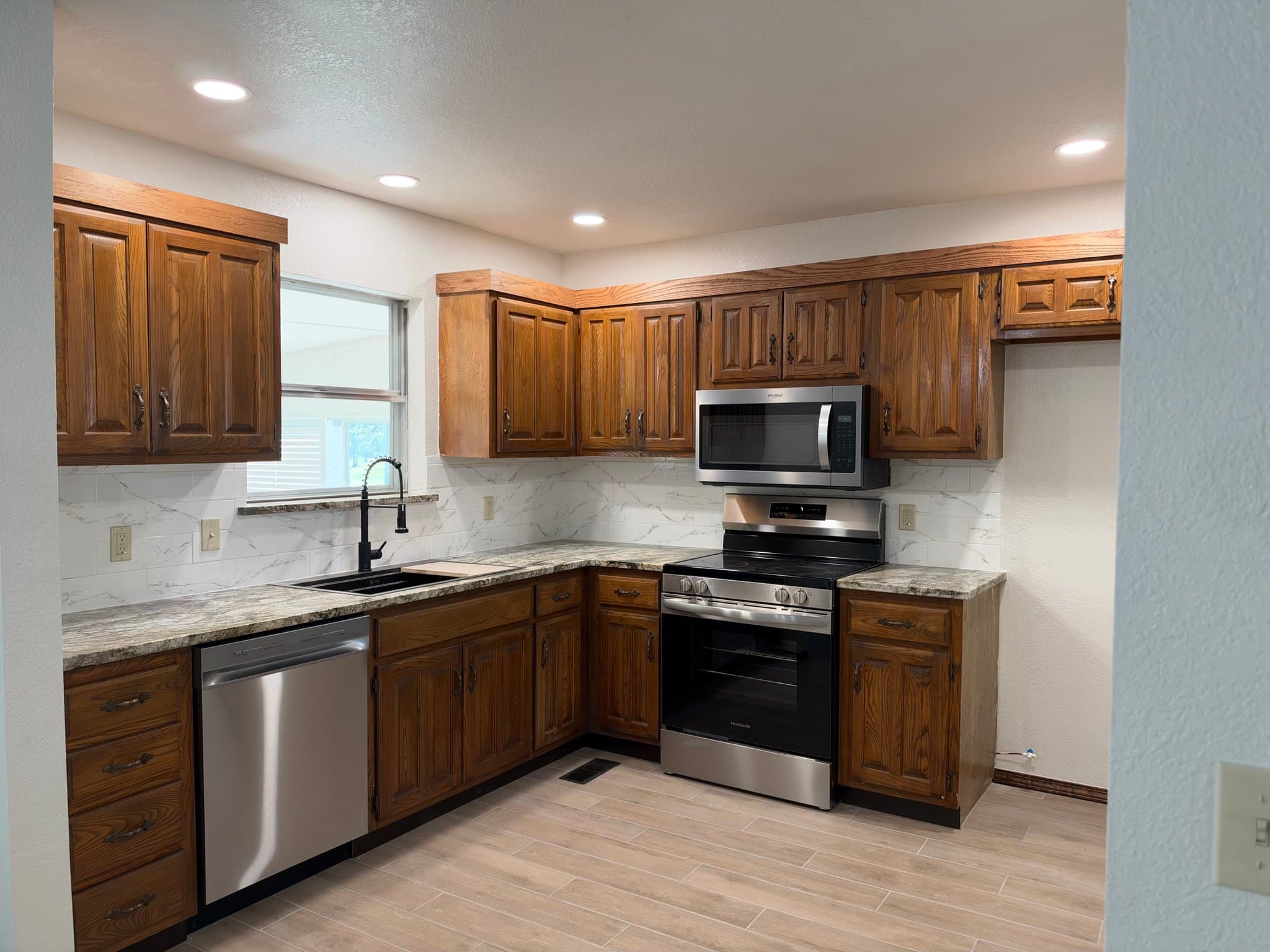 Tulsa House: 2950 W 66th St