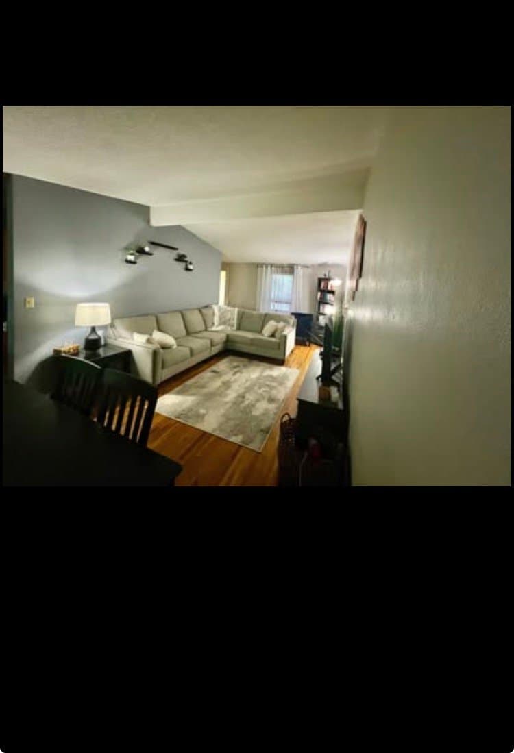Saint Paul House: 1964 Nokomis Ave