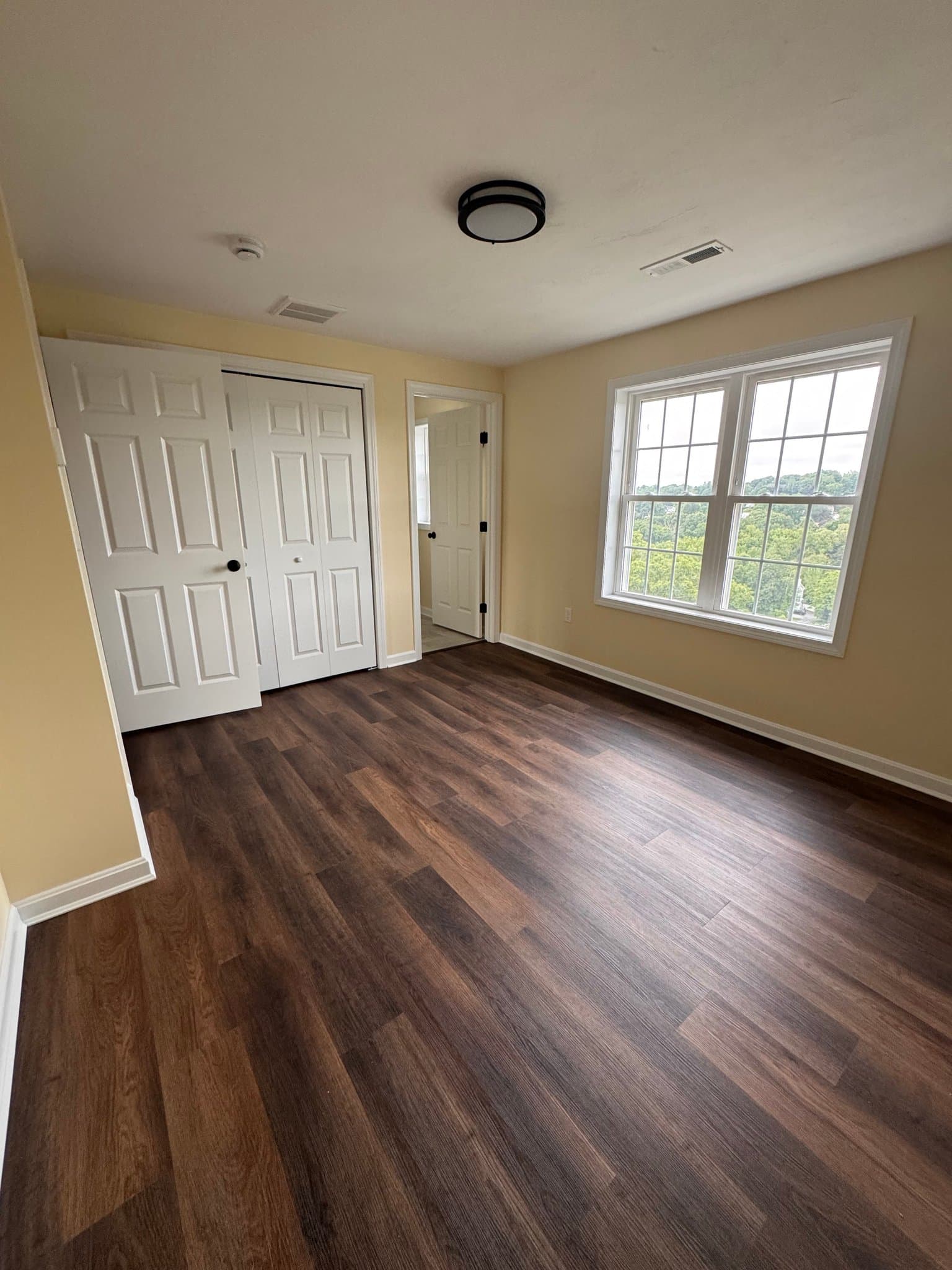 Worcester Townhome: 14 snowberry circle