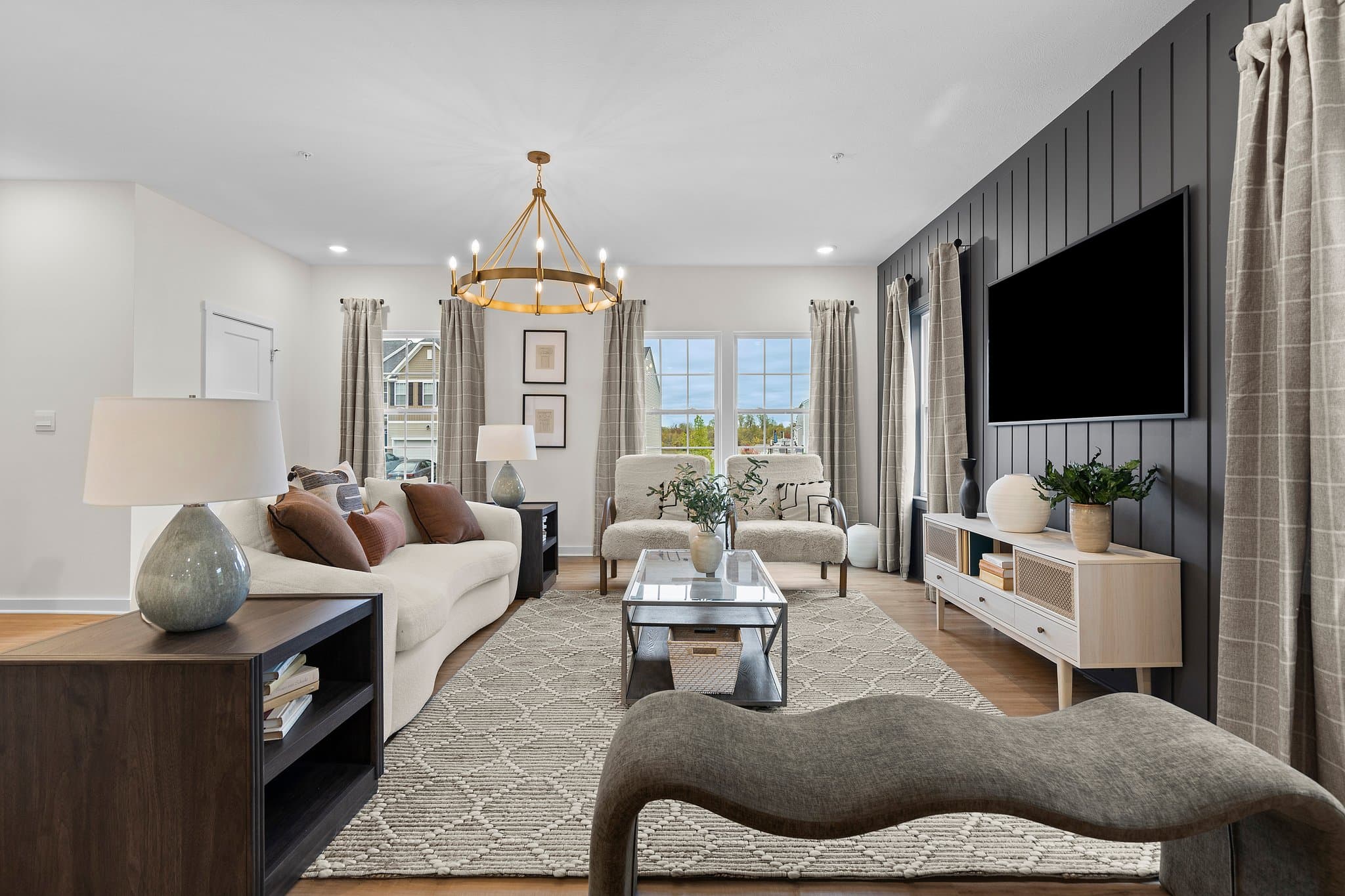 Imperial Townhome: 2008 Canterbury Dr