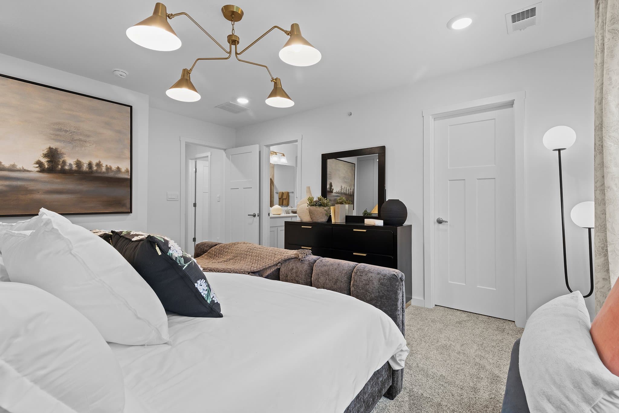 Imperial Townhome: 2008 Canterbury Dr