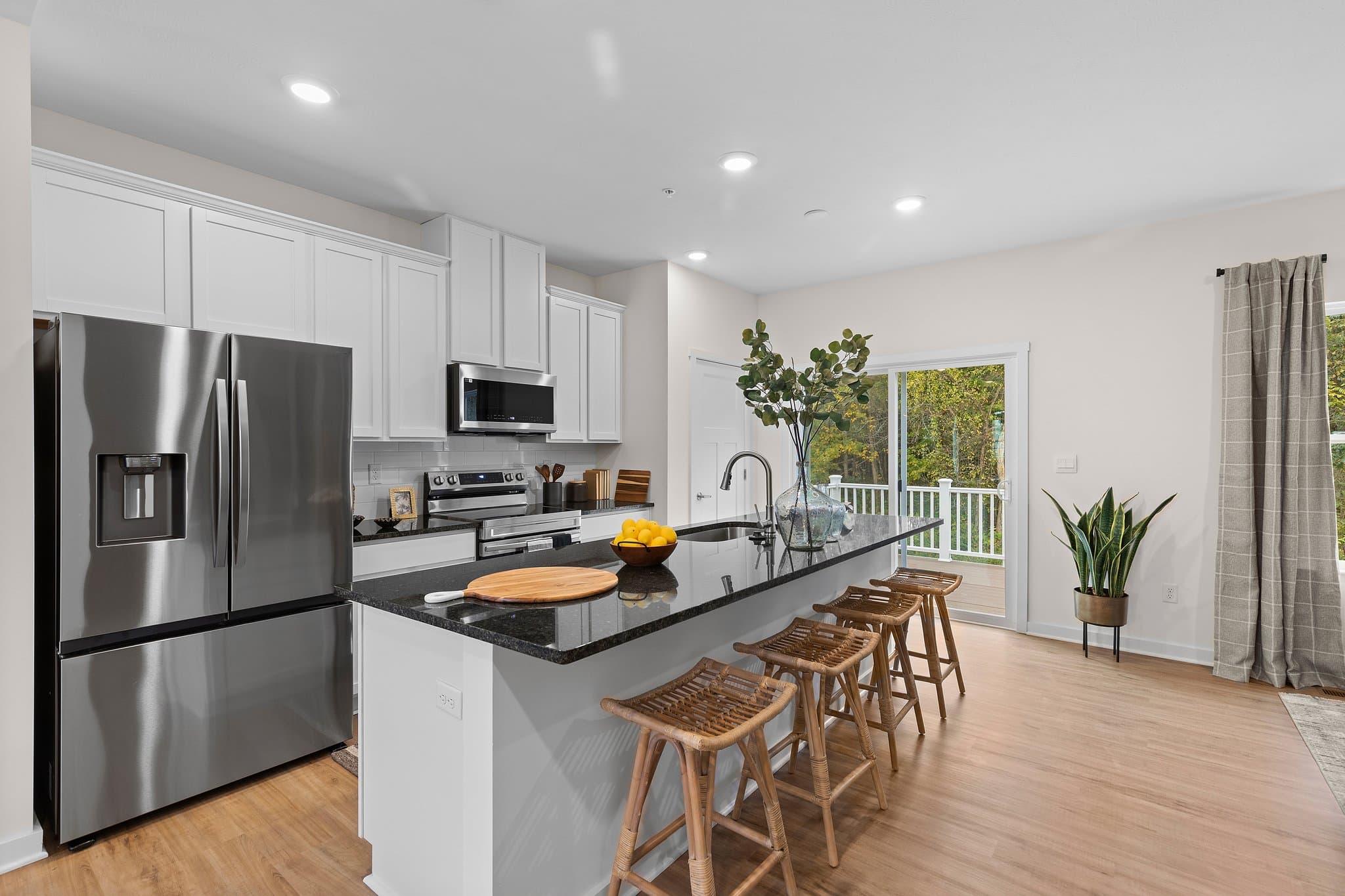 Imperial Townhome: 2008 Canterbury Dr