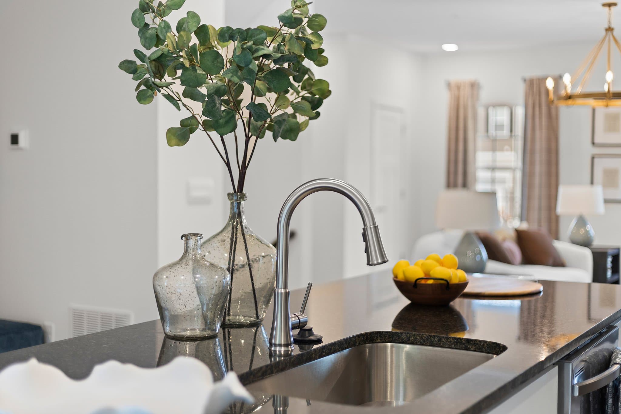 Imperial Townhome: 2008 Canterbury Dr