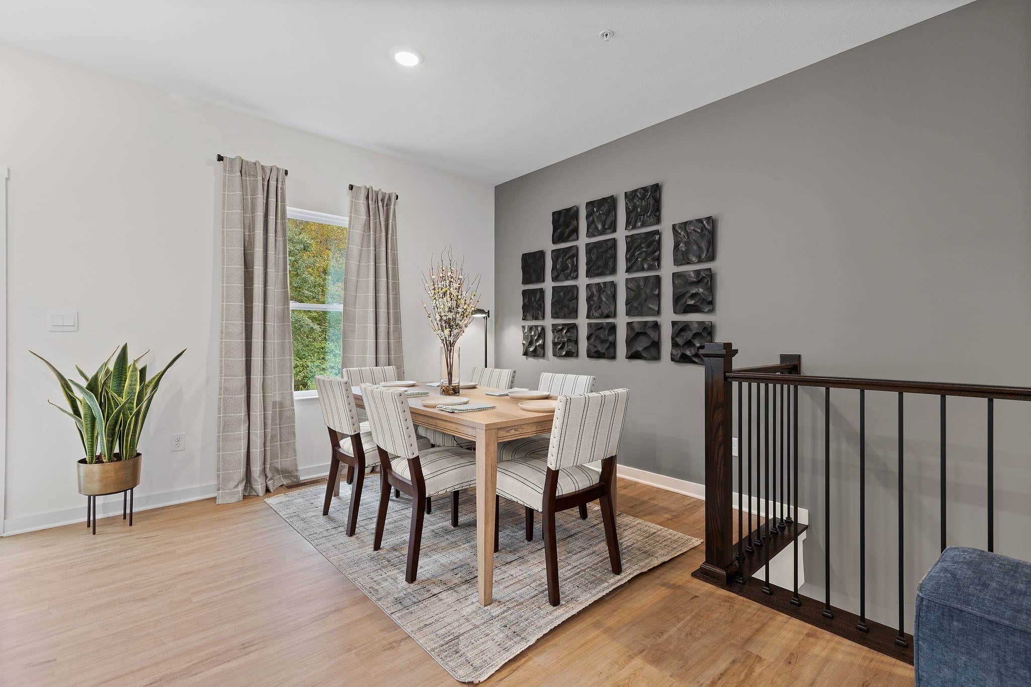 Imperial Townhome: 2008 Canterbury Dr