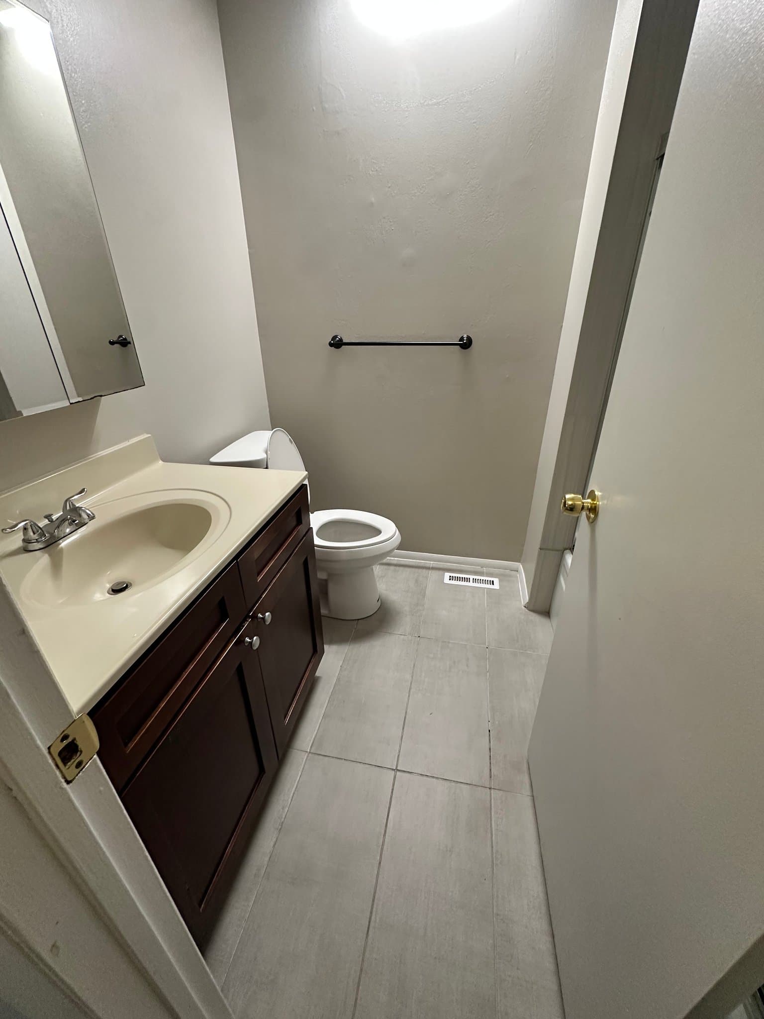 Reisterstown Condo: 76 Ridgelawn Rd