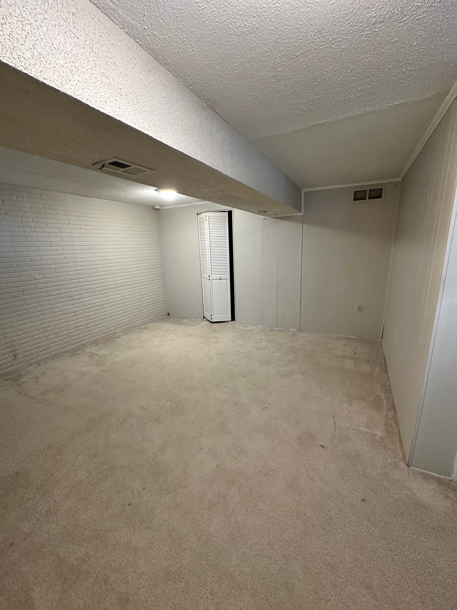 Reisterstown Condo: 76 Ridgelawn Rd