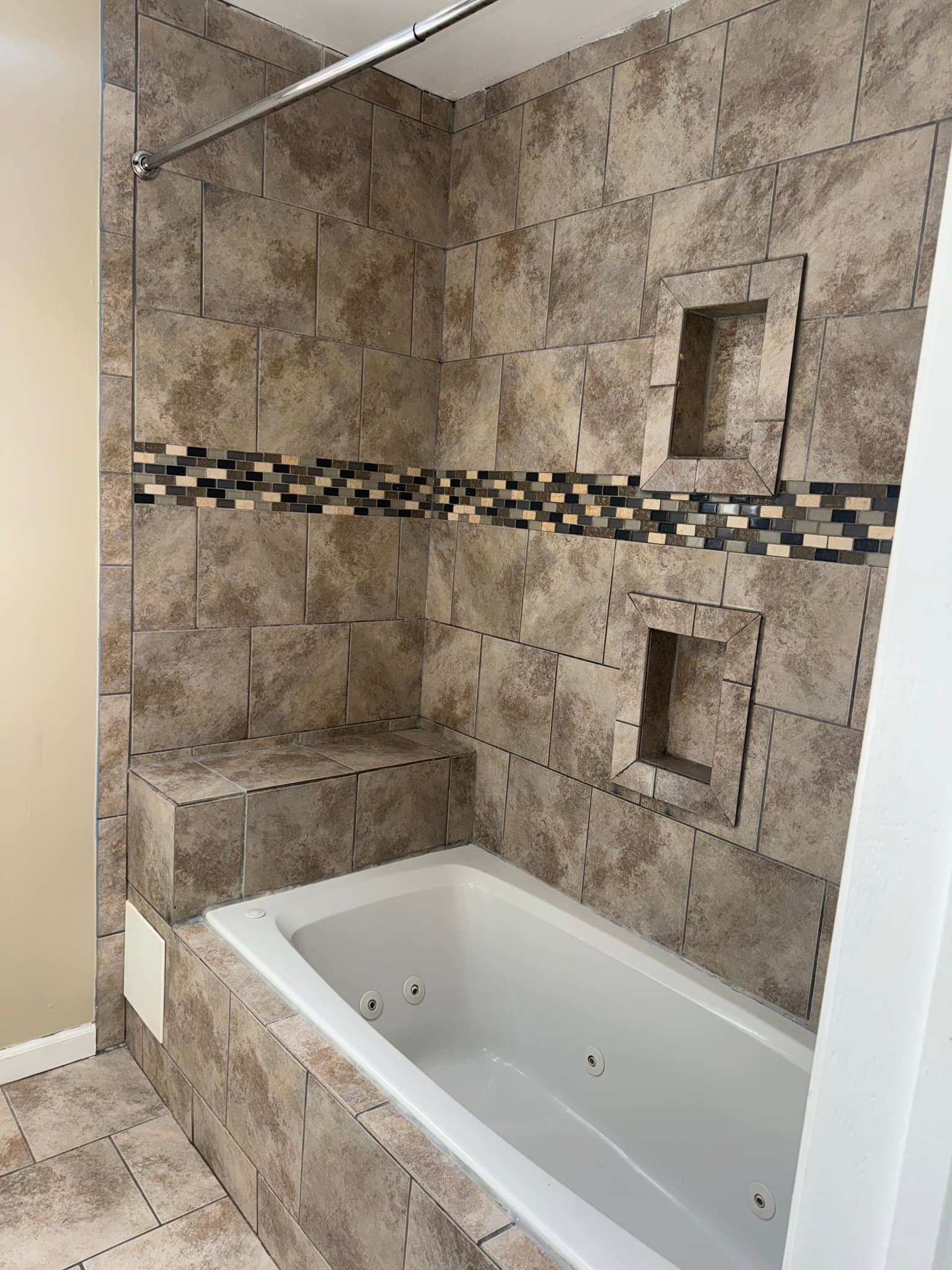 Baltimore Townhome: 1732 Moreland Ave