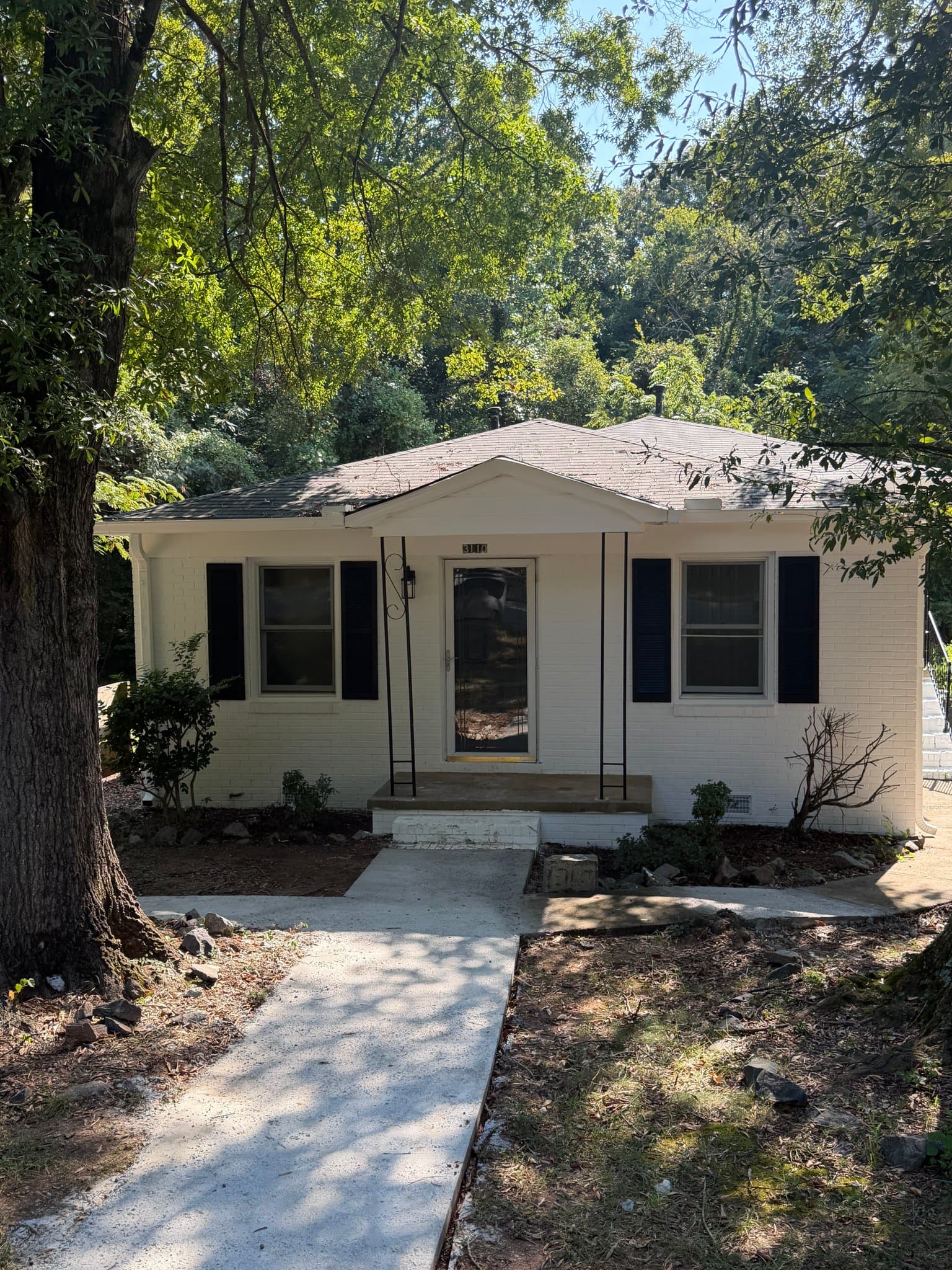 Charlotte Multiplex: 3110 Capitol Dr
