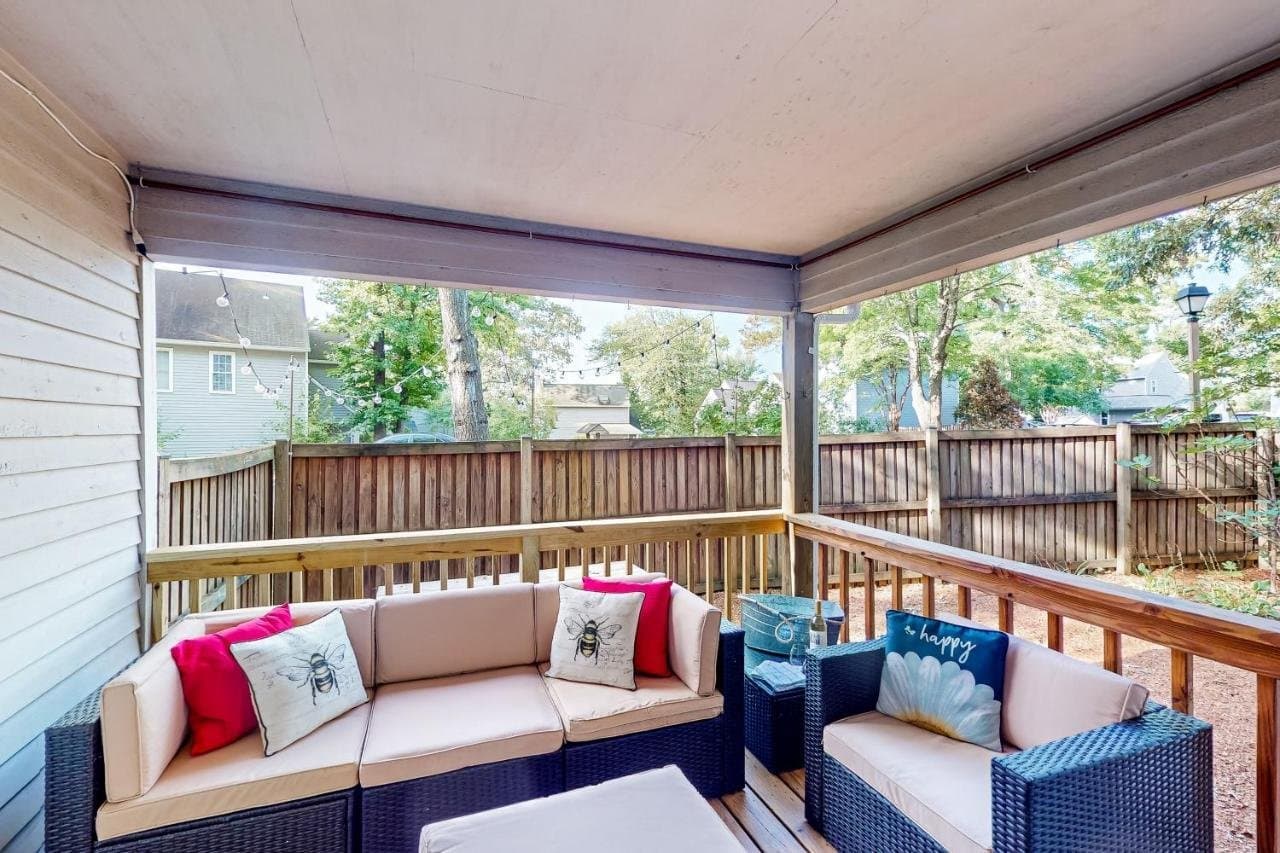Annapolis House: 1548 Ritchie Lane
