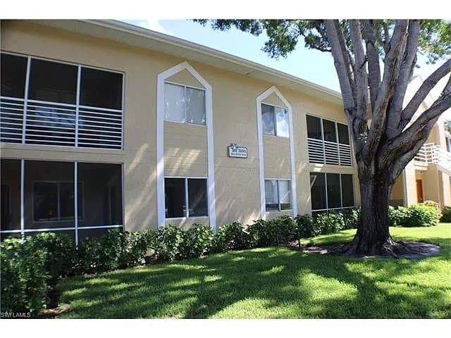 Estero Condo: 3160 seasons way