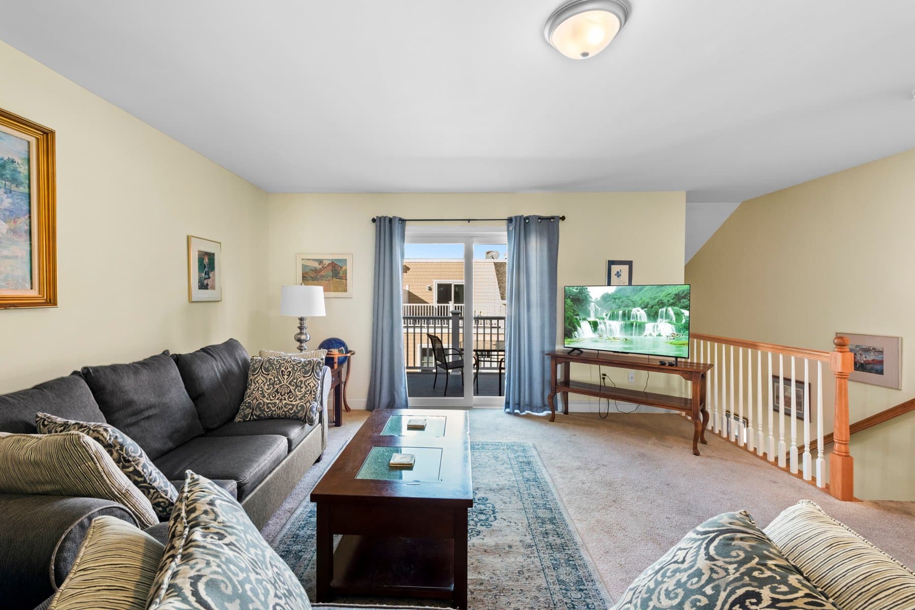 Hampton Townhome: 128 Ashworth Ave