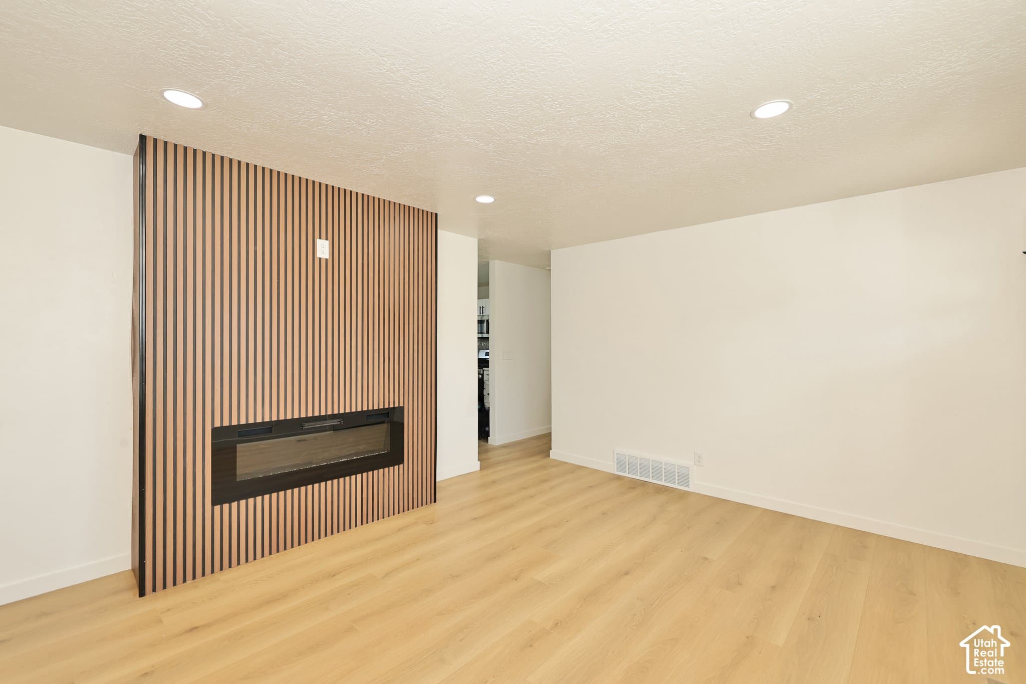 Magna House: 7222 W Gardenia Ave