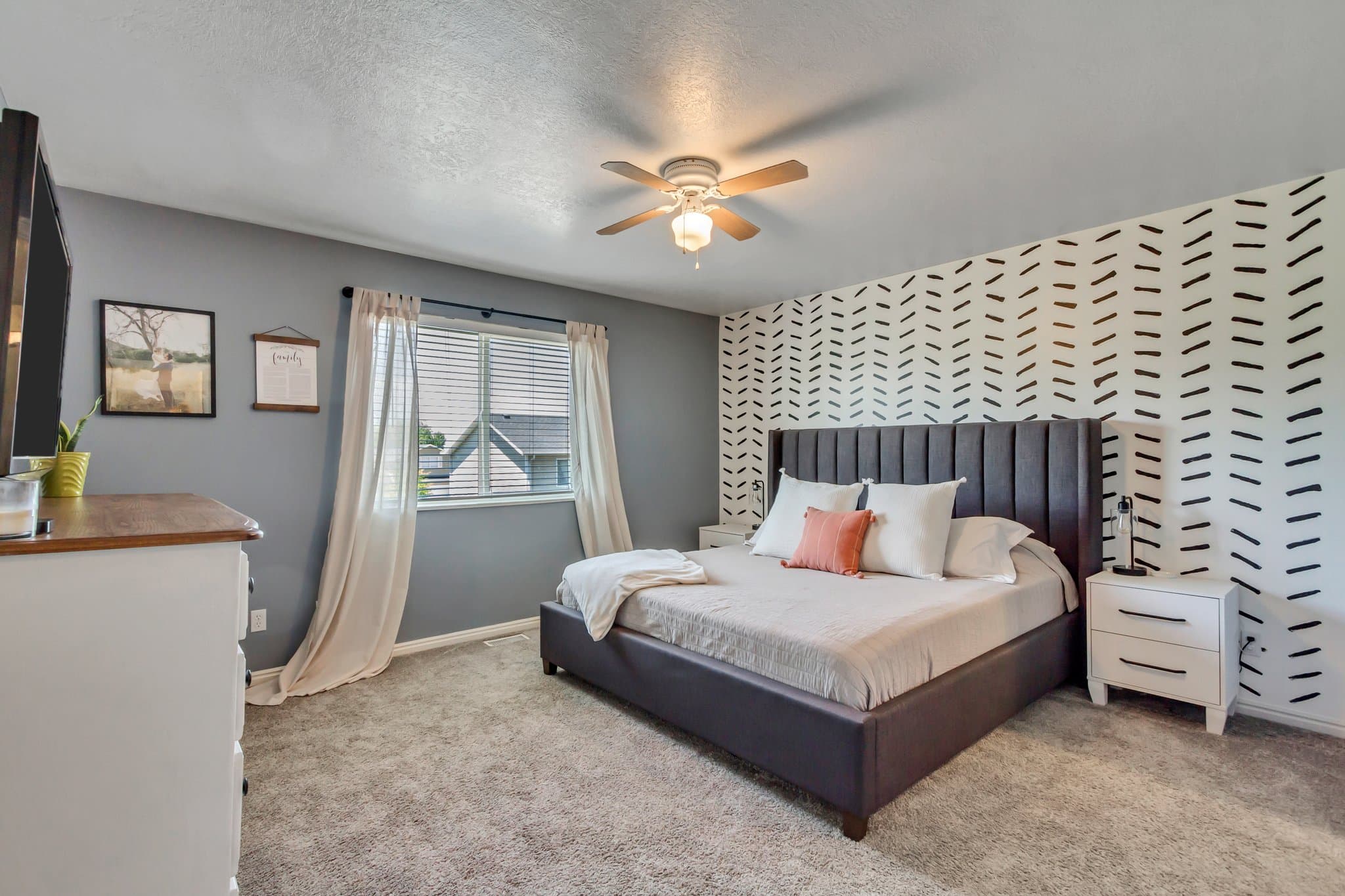 Logan House: 254 Rosewood Cir