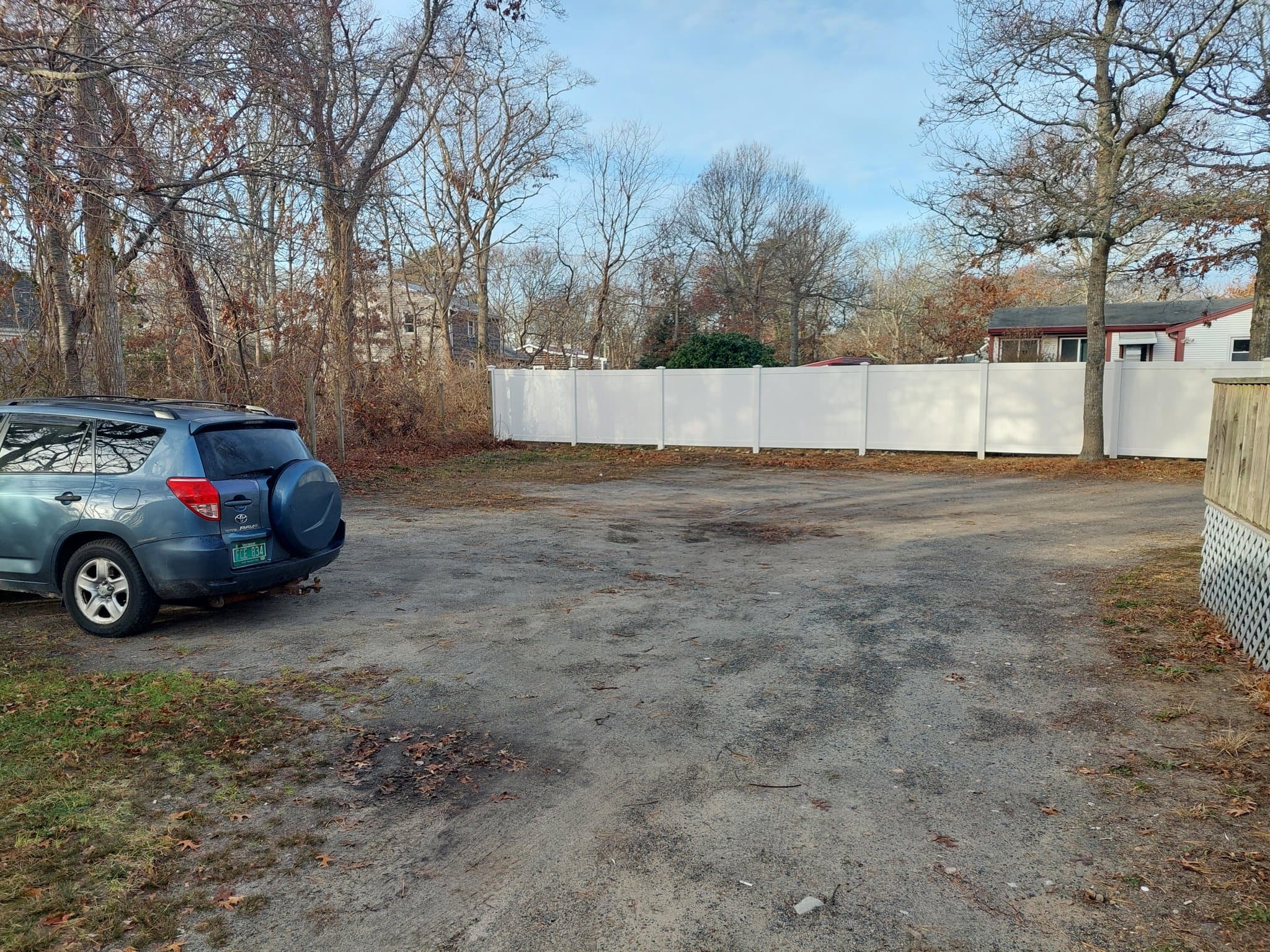 Hyannis Single Room: 79 Linden Street