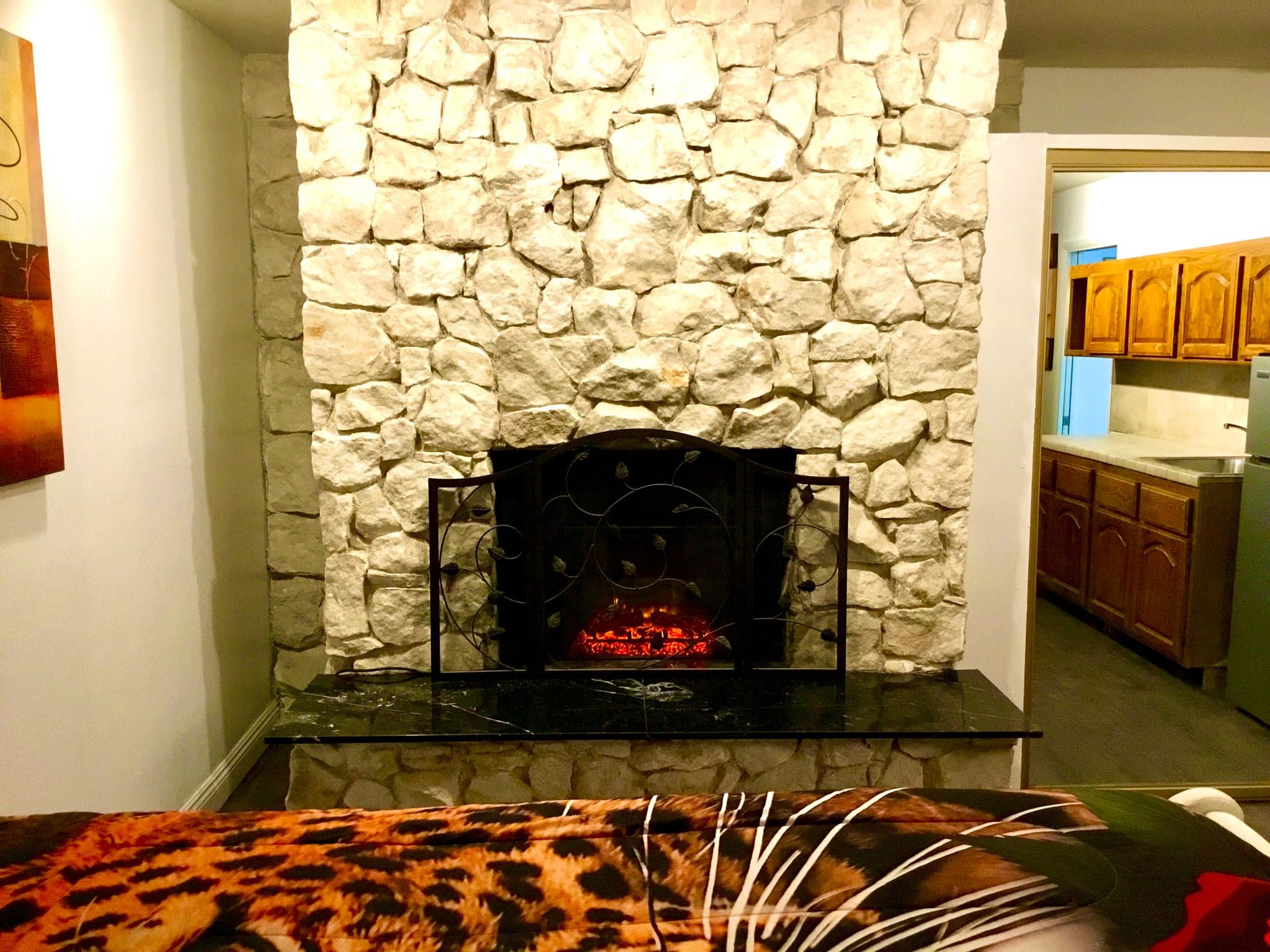 Las Vegas Apartment: 1870 E Viking Rd