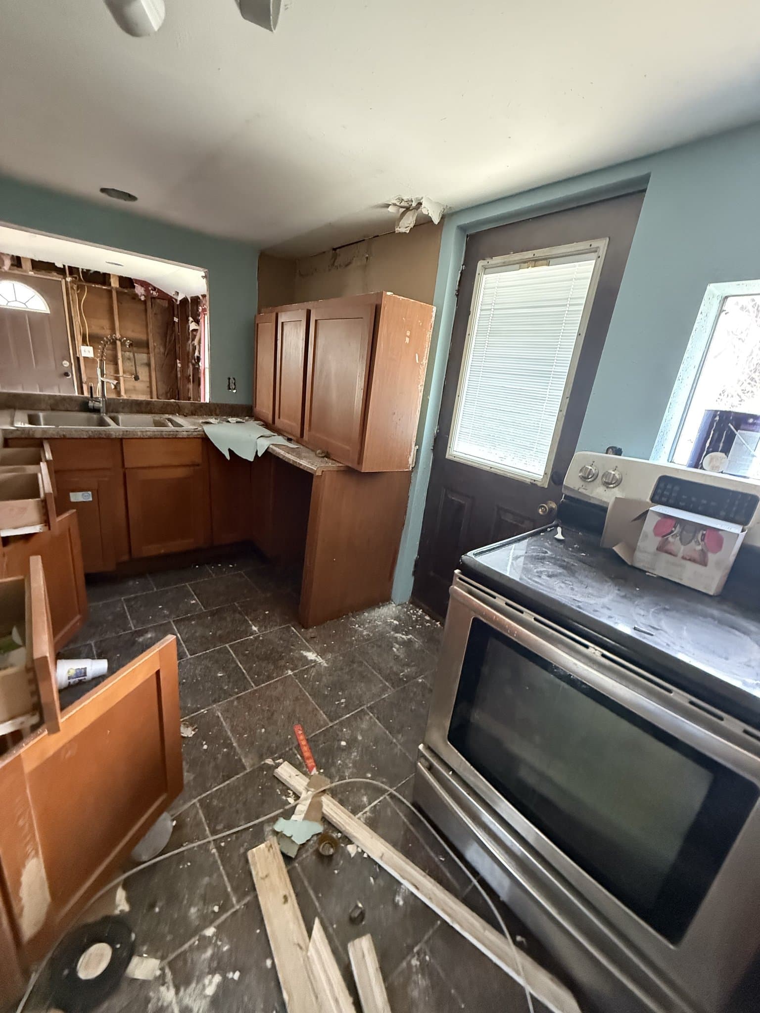 Alton House: 3305 Franor St