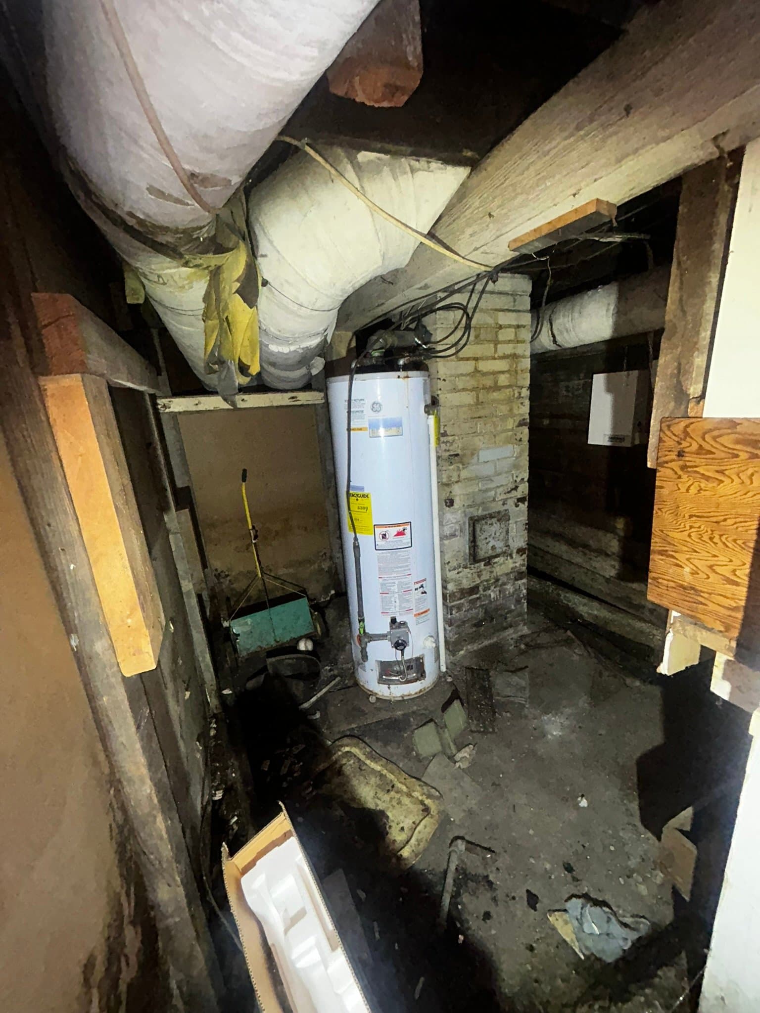East Saint Louis House: 517 N 31st St