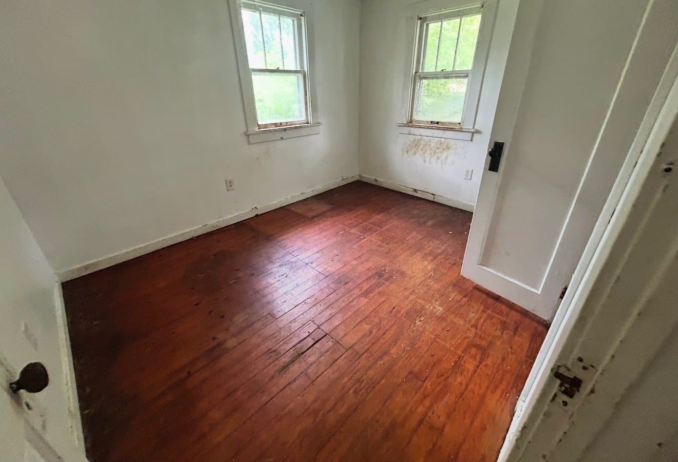 Decatur House: 1174 W King St
