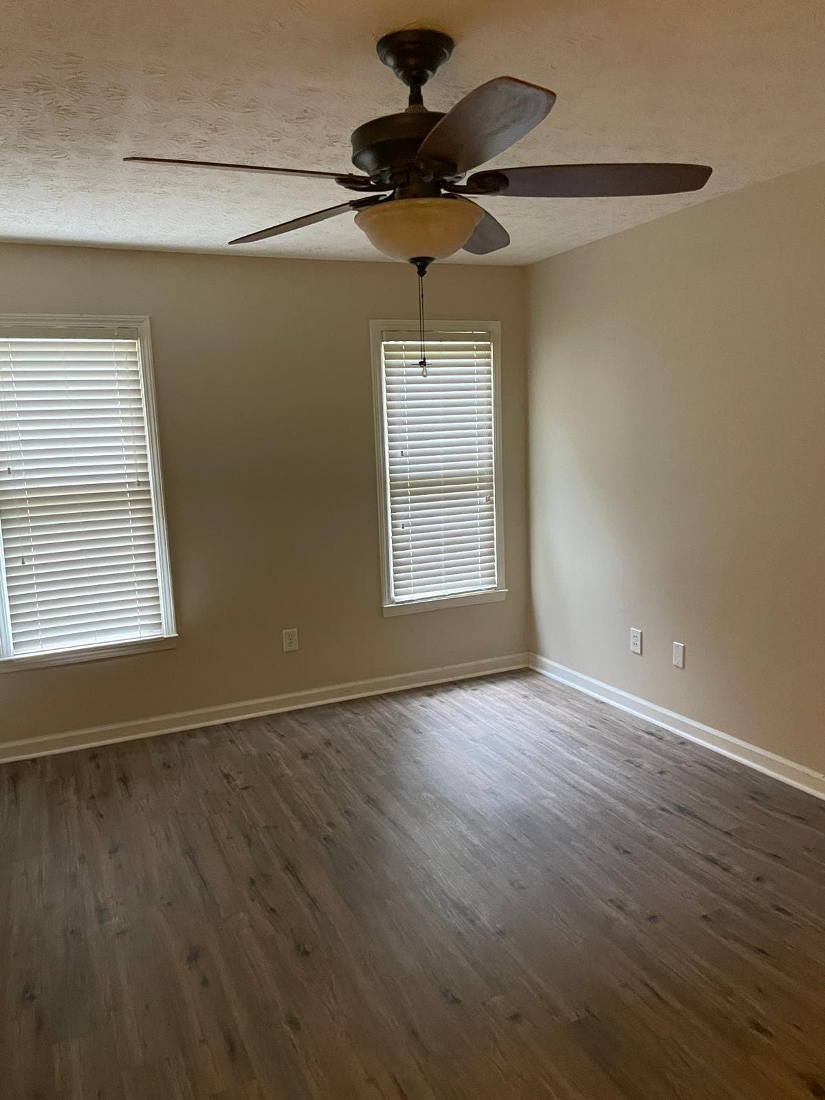 Lawrenceville Single Room: 1801 Azalea Dr