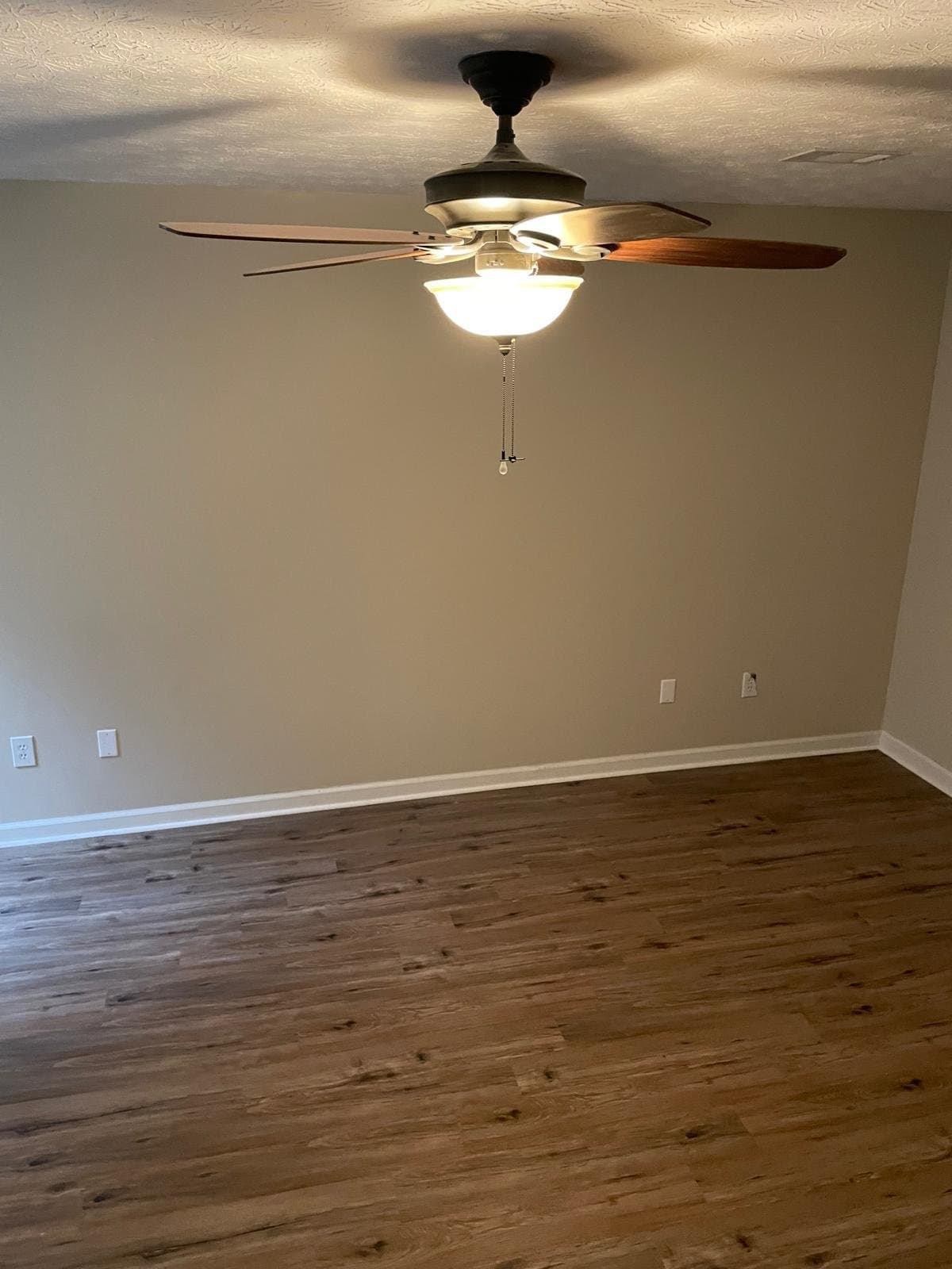 Lawrenceville Single Room: 1801 Azalea Dr