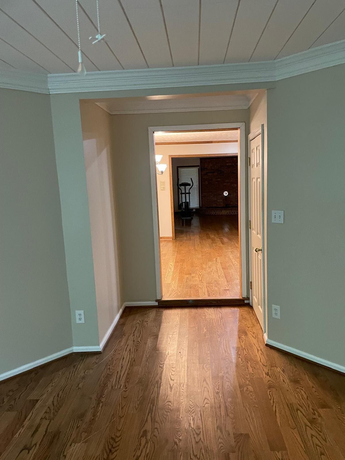 Lawrenceville Single Room: 1801 Azalea Dr