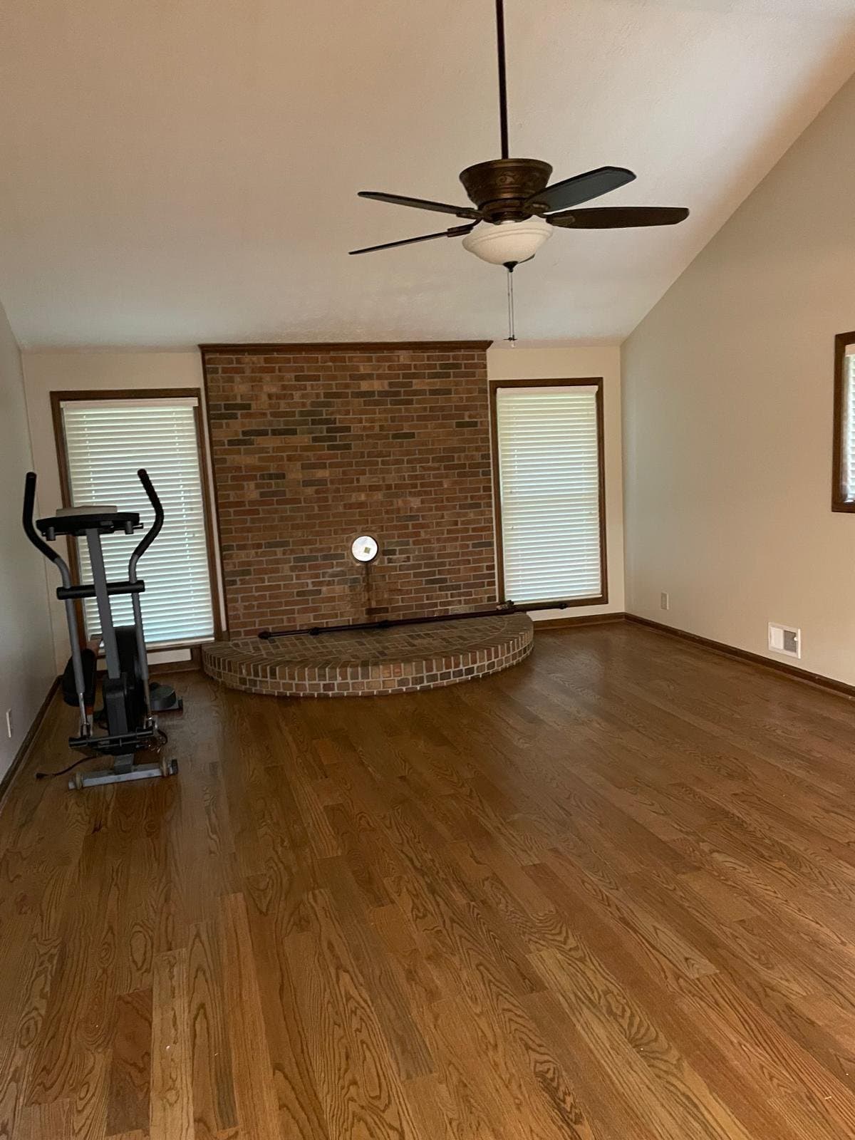 Lawrenceville Single Room: 1801 Azalea Dr
