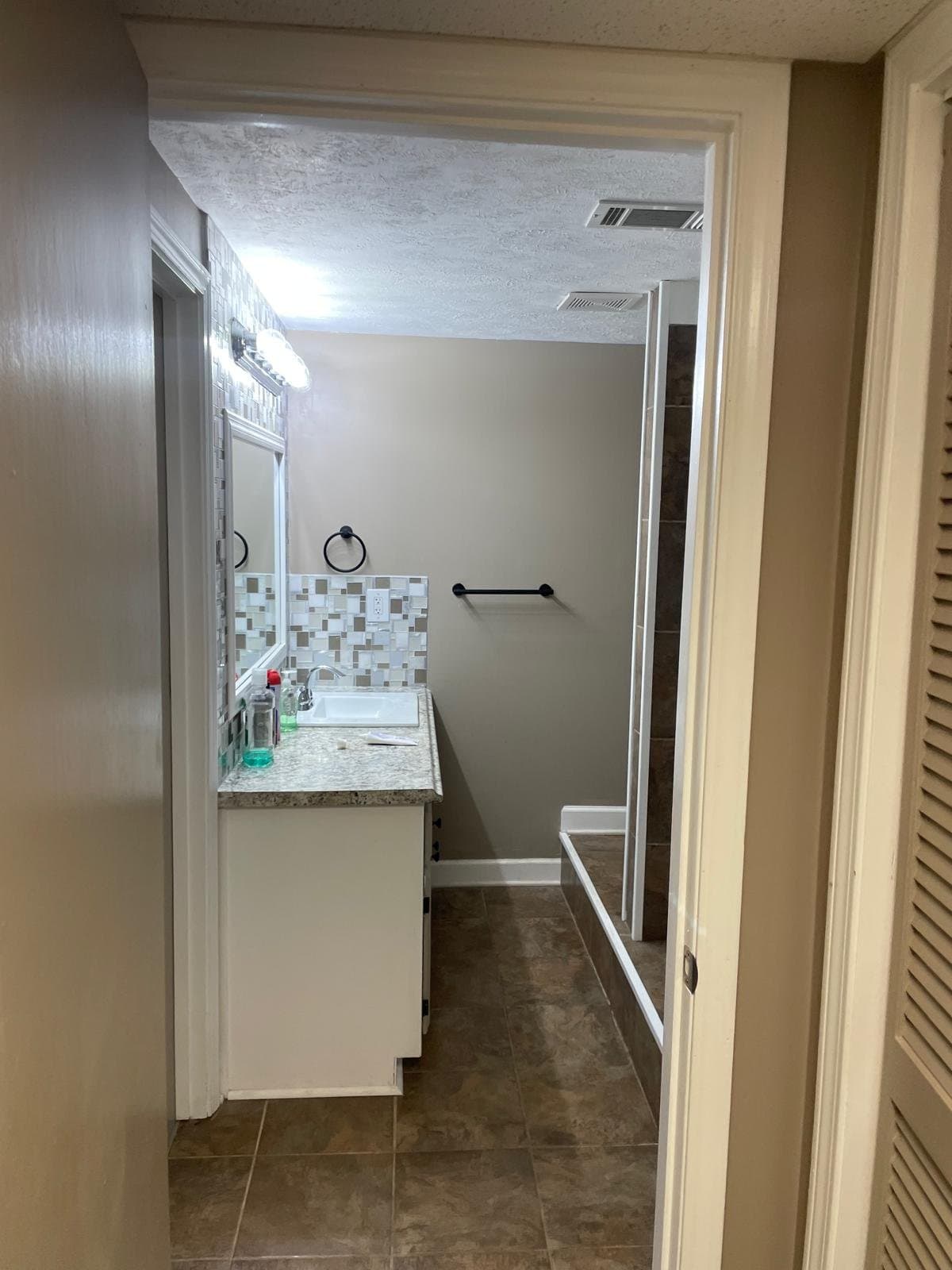 Lawrenceville Single Room: 1801 Azalea Dr