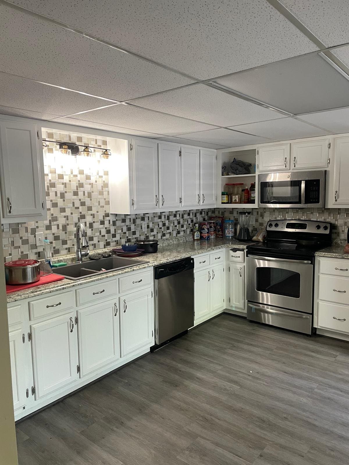 Lawrenceville Single Room: 1801 Azalea Dr