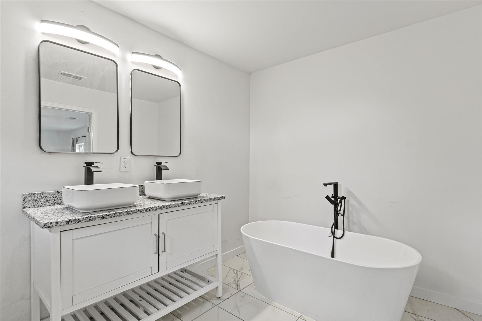 Atlanta House: 1077 Peeples St Sw