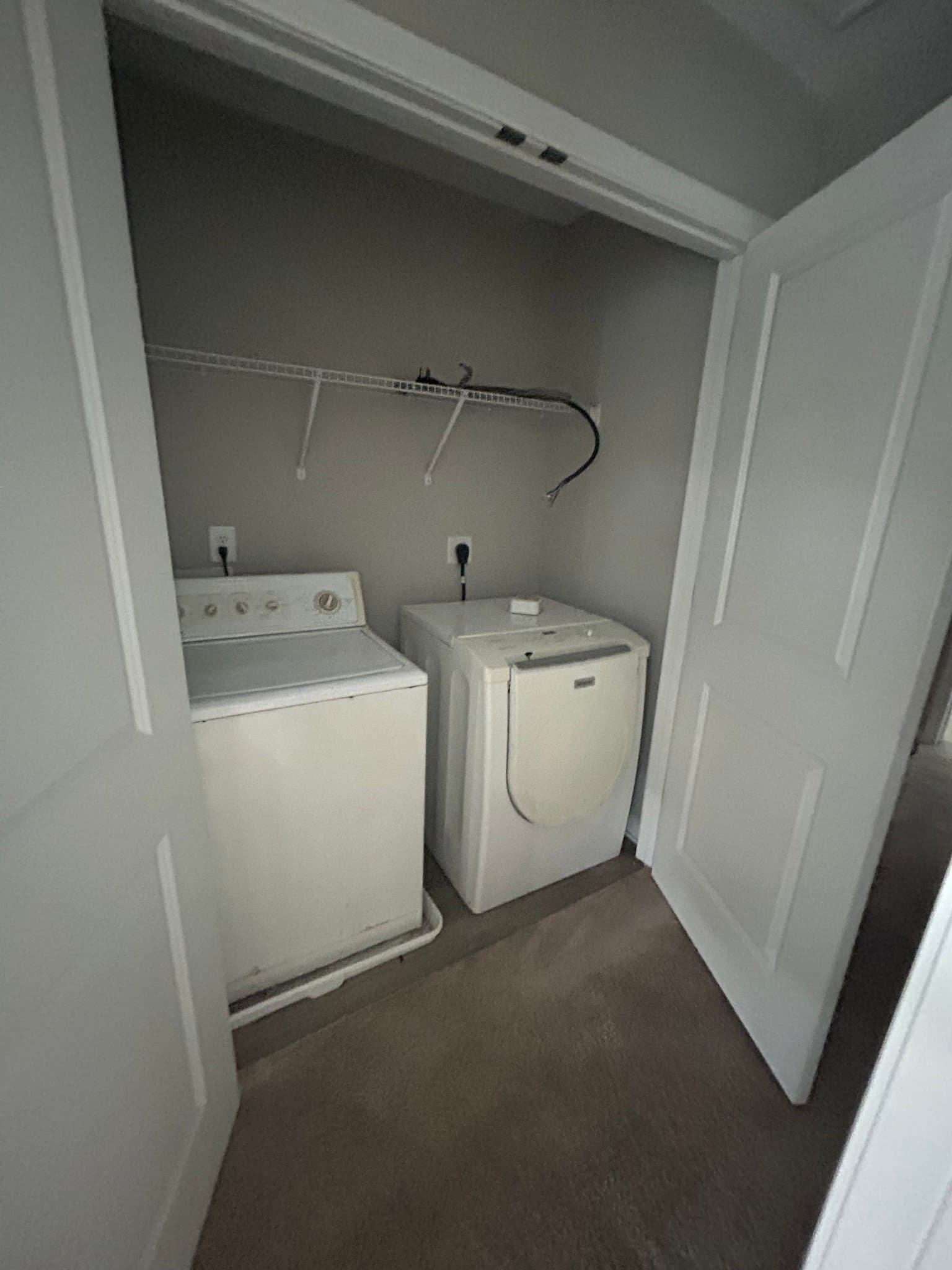 East Point Single Room: 2798 Laurel Ridge Circle