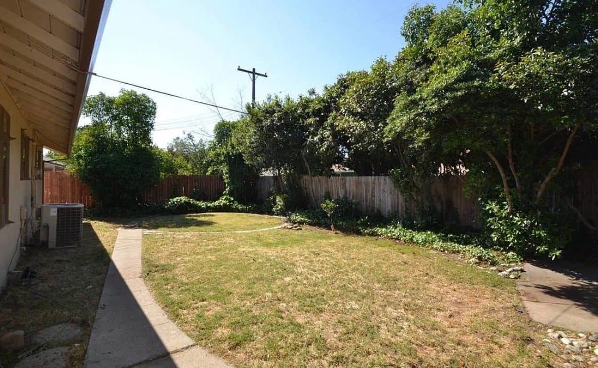 Sacramento House: 7031 Tamoshanter Way