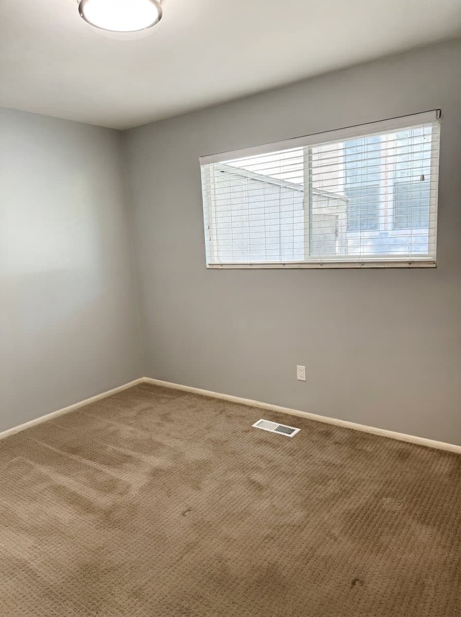 Holladay Single Room: 1944 Nunley Circle