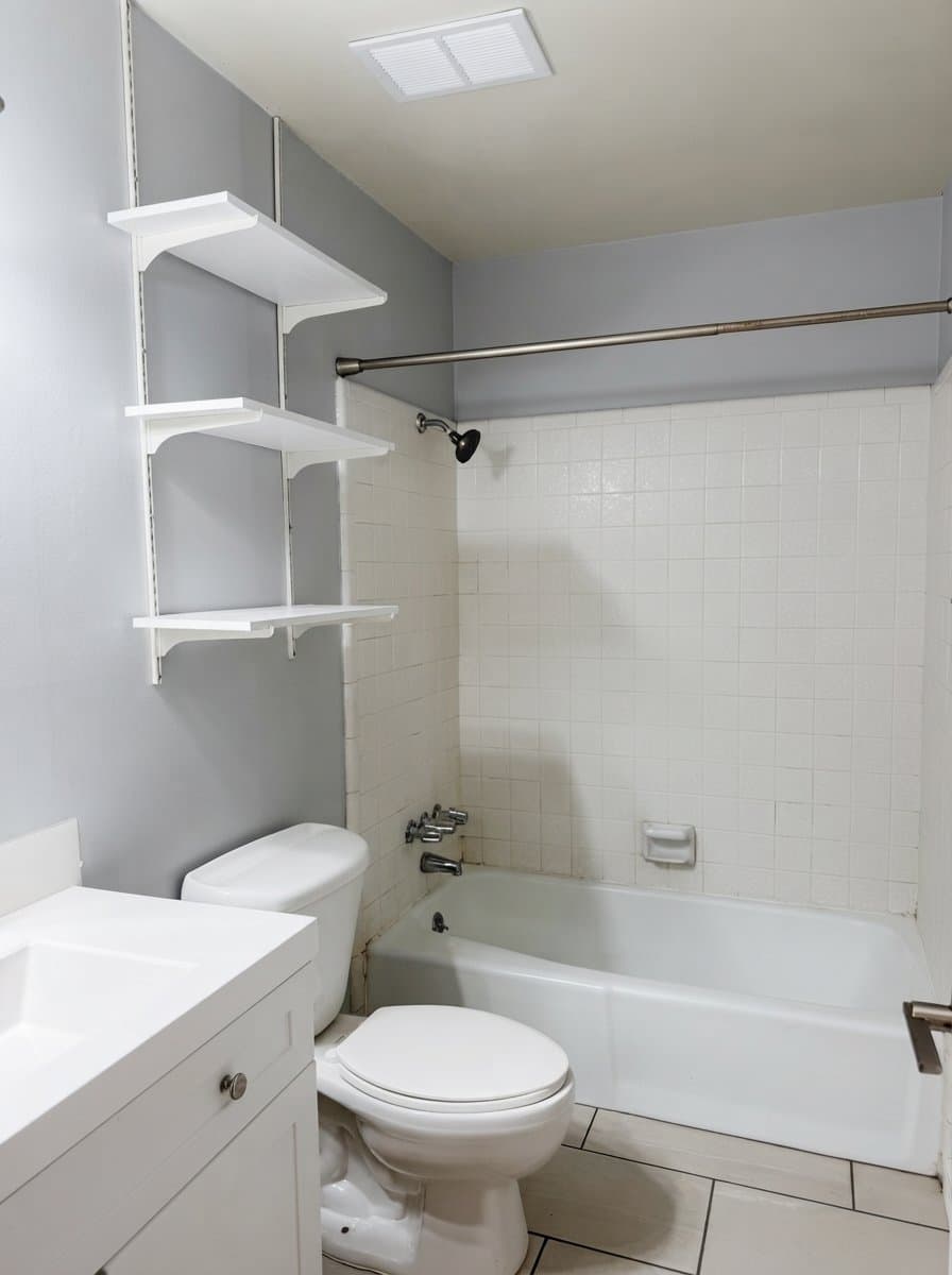 Holladay Single Room: 1944 Nunley Circle